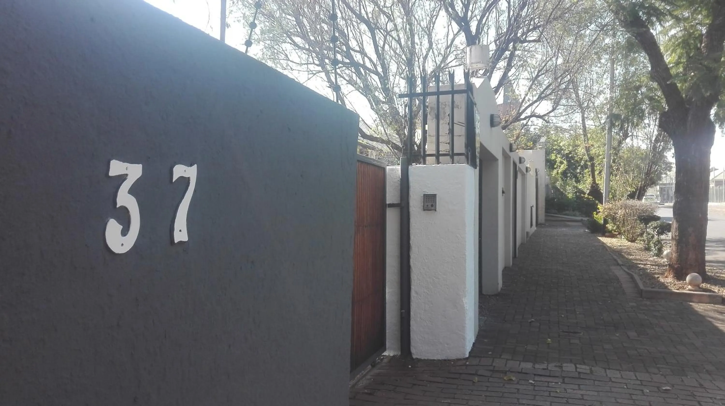 Property building in Melville House