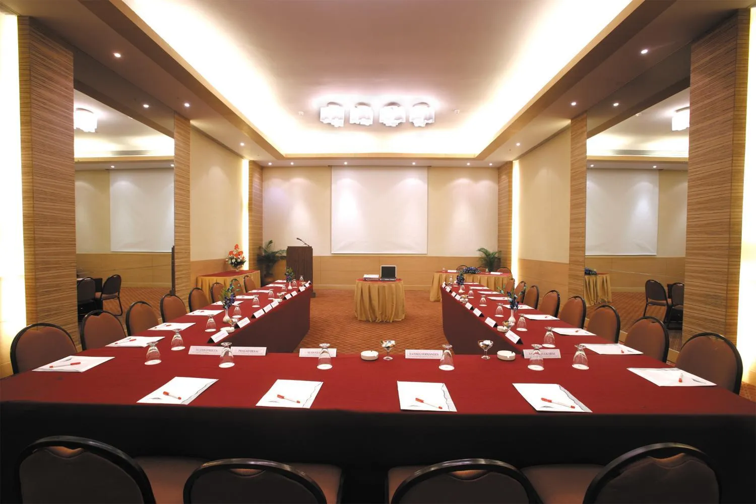 Business facilities in The Retreat Hotel & Convention Centre