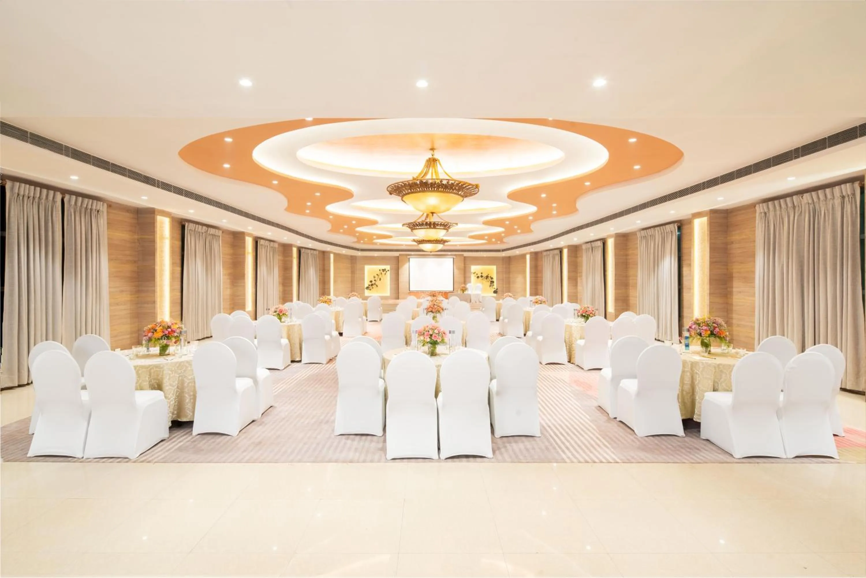 Nidhivan Sarovar Portico Vrindavan