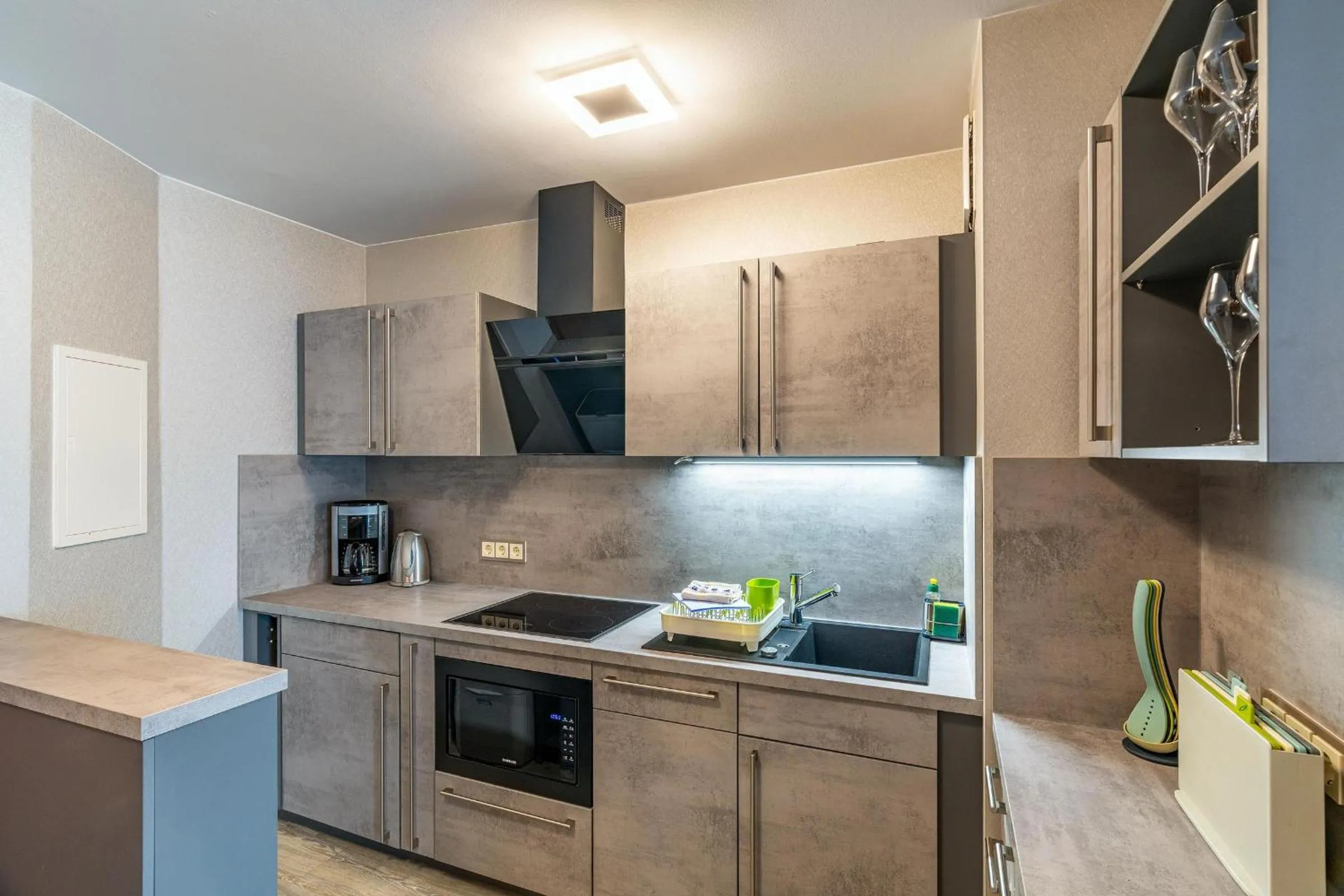 kitchen in SEETELHOTEL Ostseeresidenz Bansin mit Pool und unmittelbarer Strandnähe