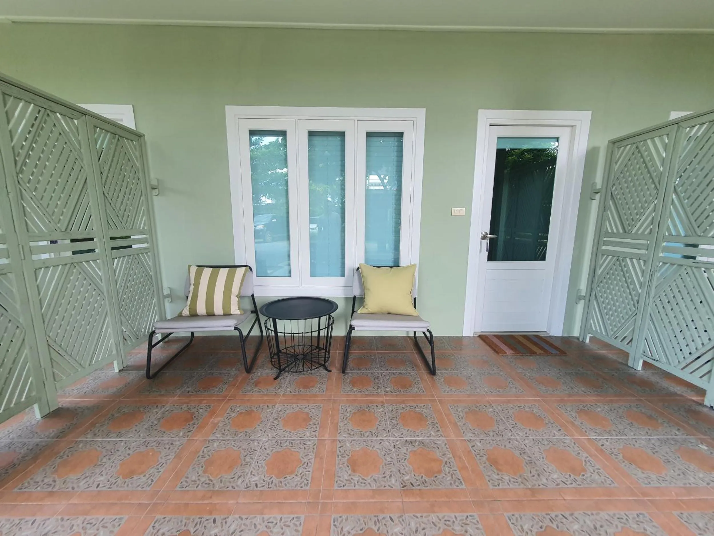 Balcony/Terrace in Aob-Oun Homestay