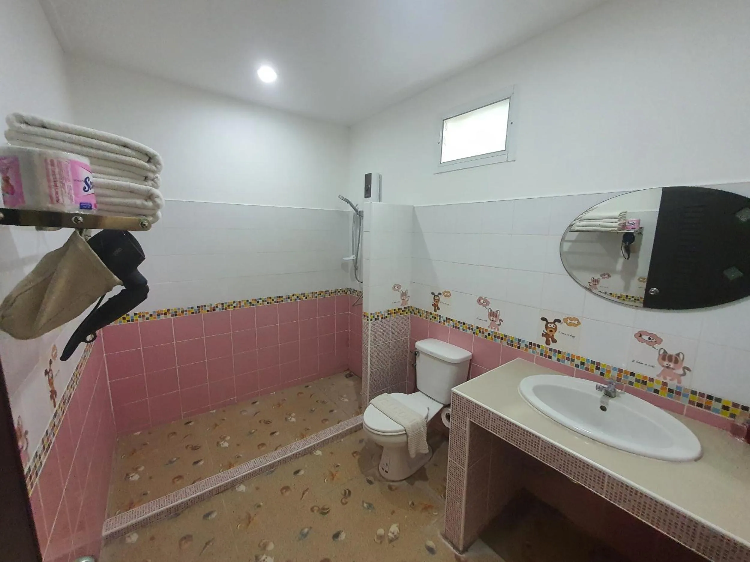 Bathroom in Aob-Oun Homestay