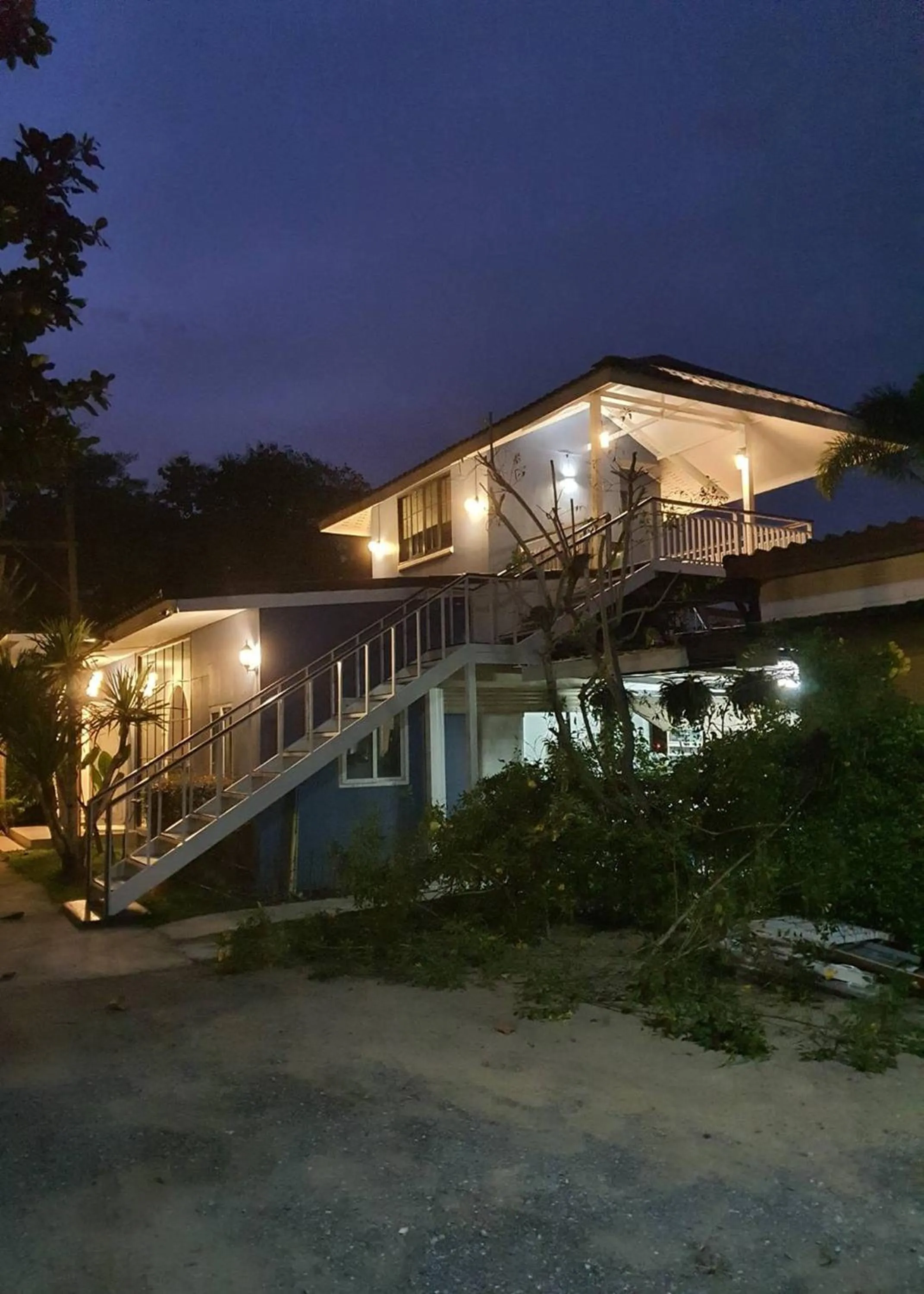 Property building in Aob-Oun Homestay