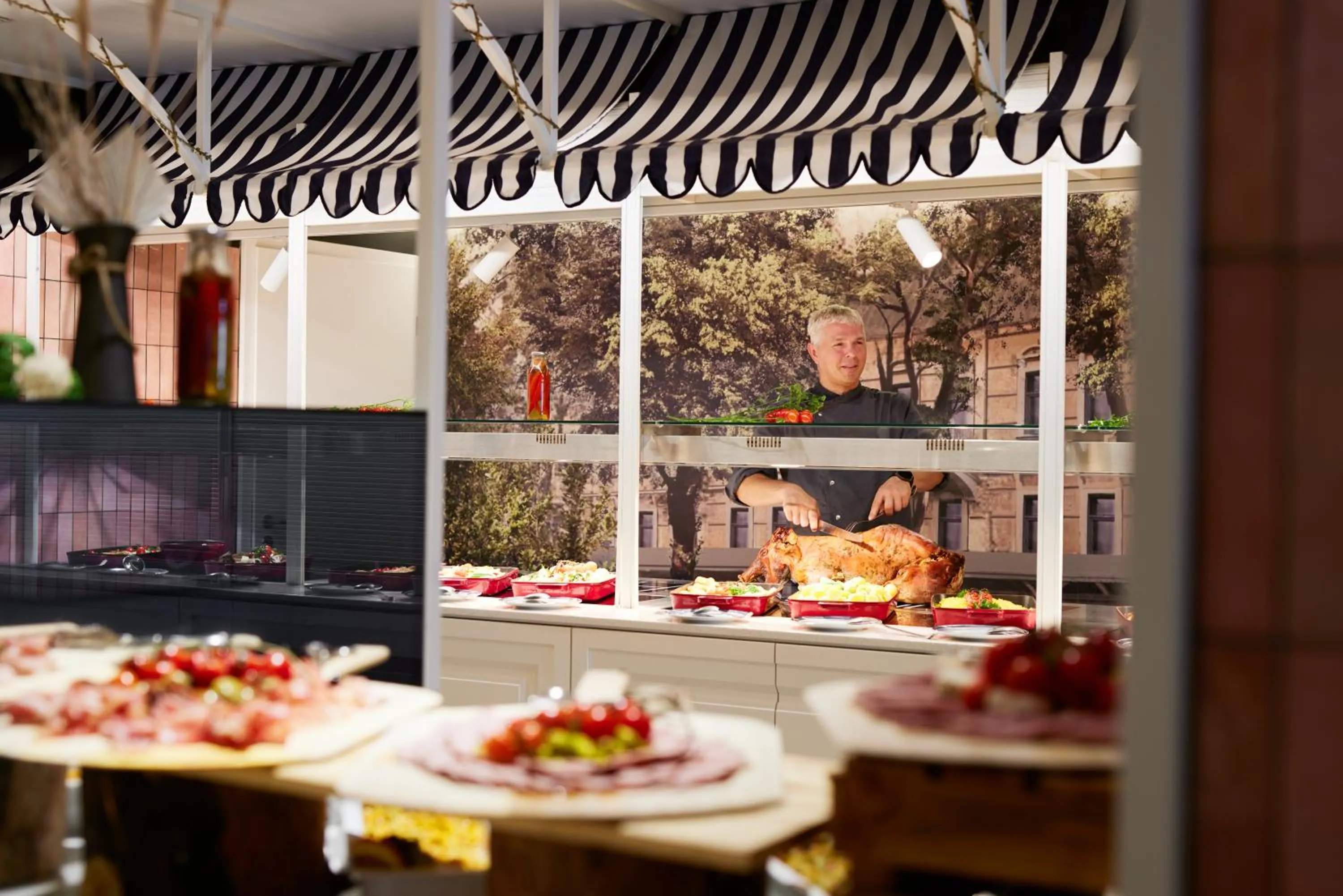 Restaurant/places to eat in SEETELHOTEL Pommerscher Hof das Wellnesshotel im Herzen der Kaiserbäder mit direktem Zugang zur Wellnessoase Shehrazade