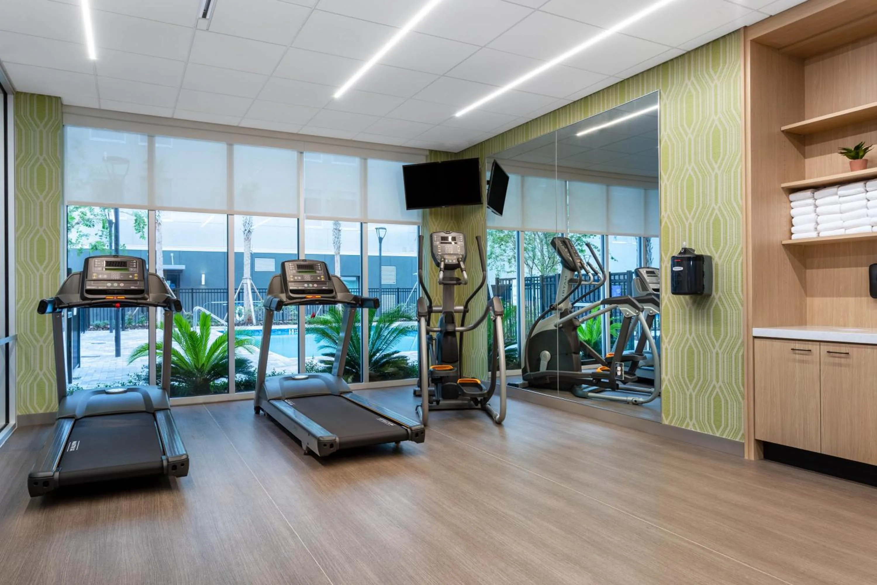 Fitness centre/facilities in TRYP by Wyndham Orlando