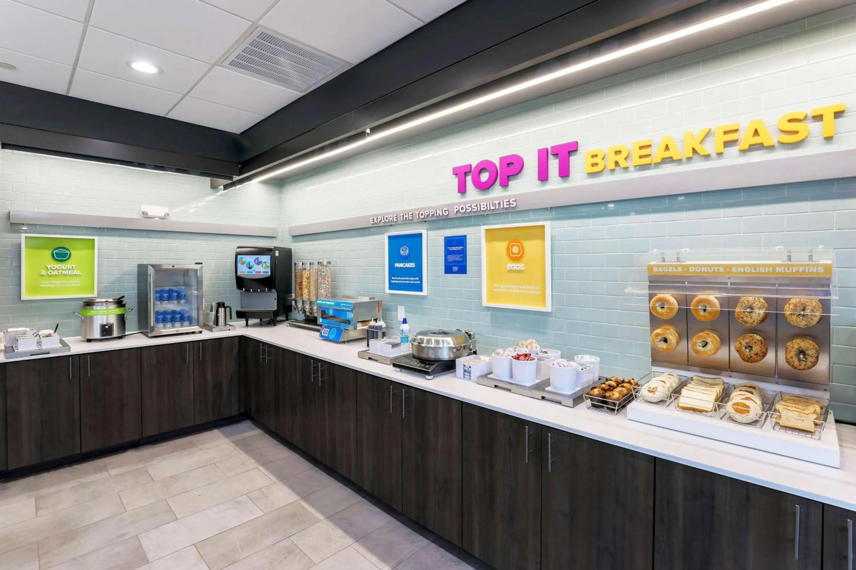 Breakfast in Tru By Hilton Dallas Market Center