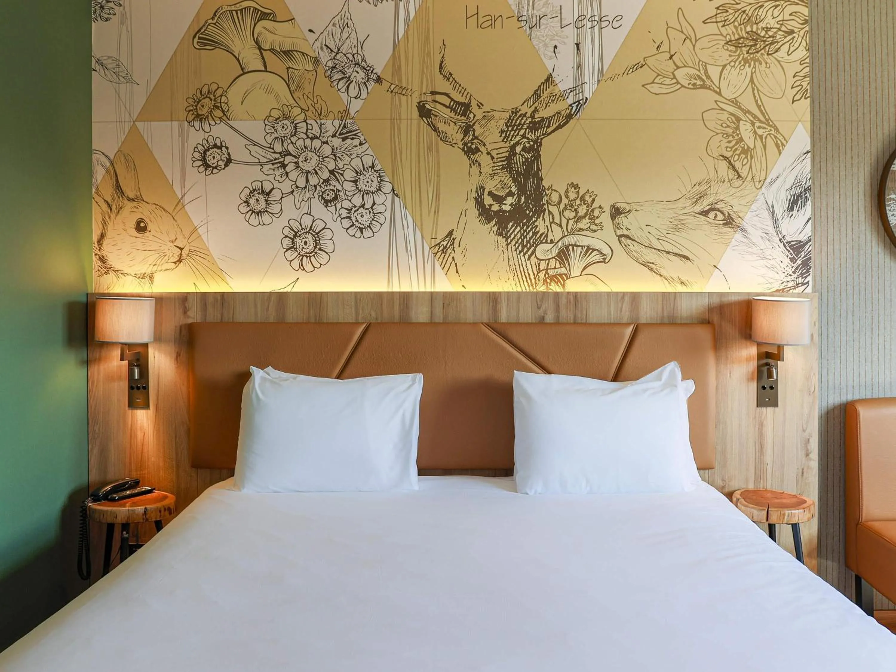 Bedroom, Bed in Mercure Han-sur-Lesse