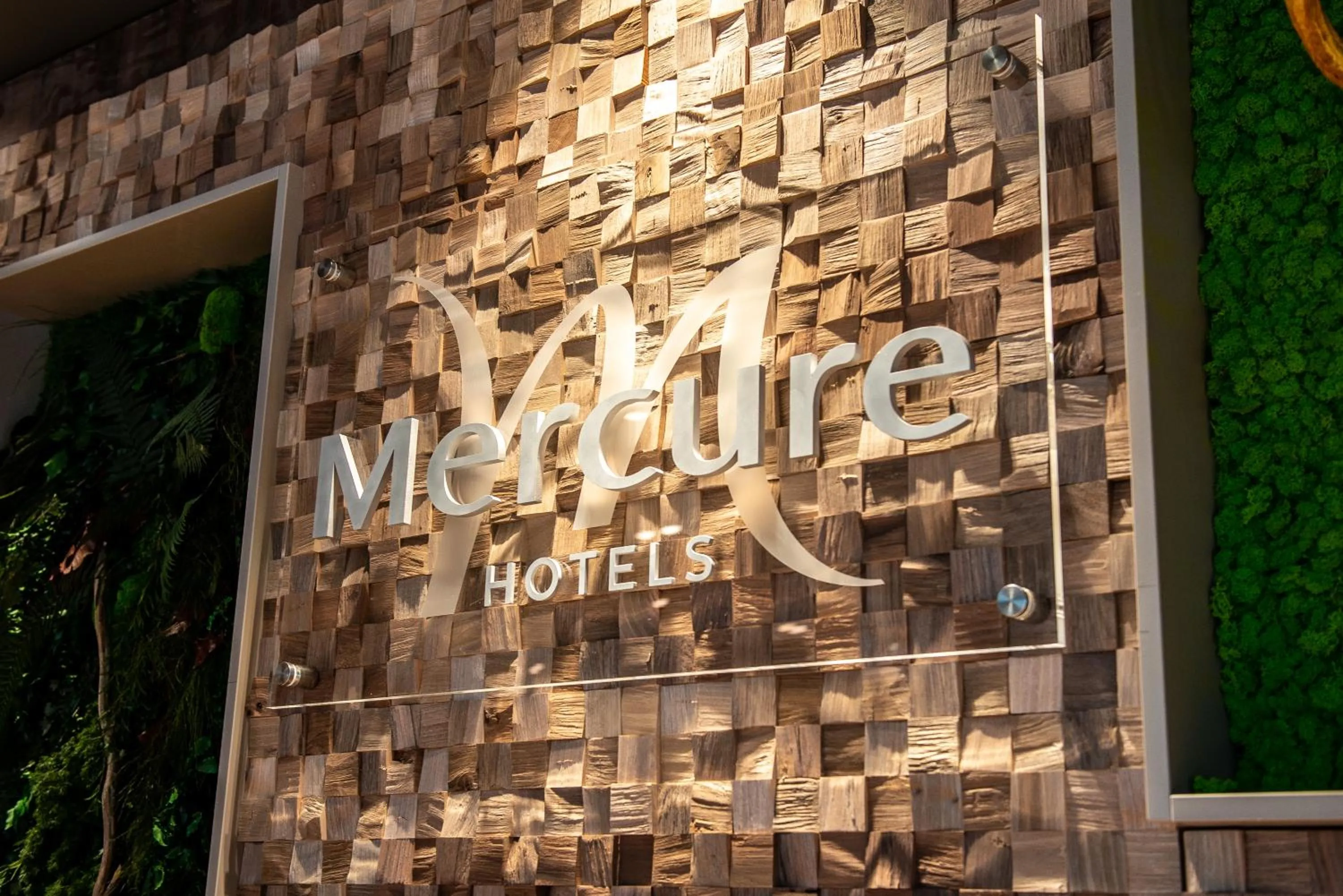 Lobby or reception in Mercure Han-sur-Lesse