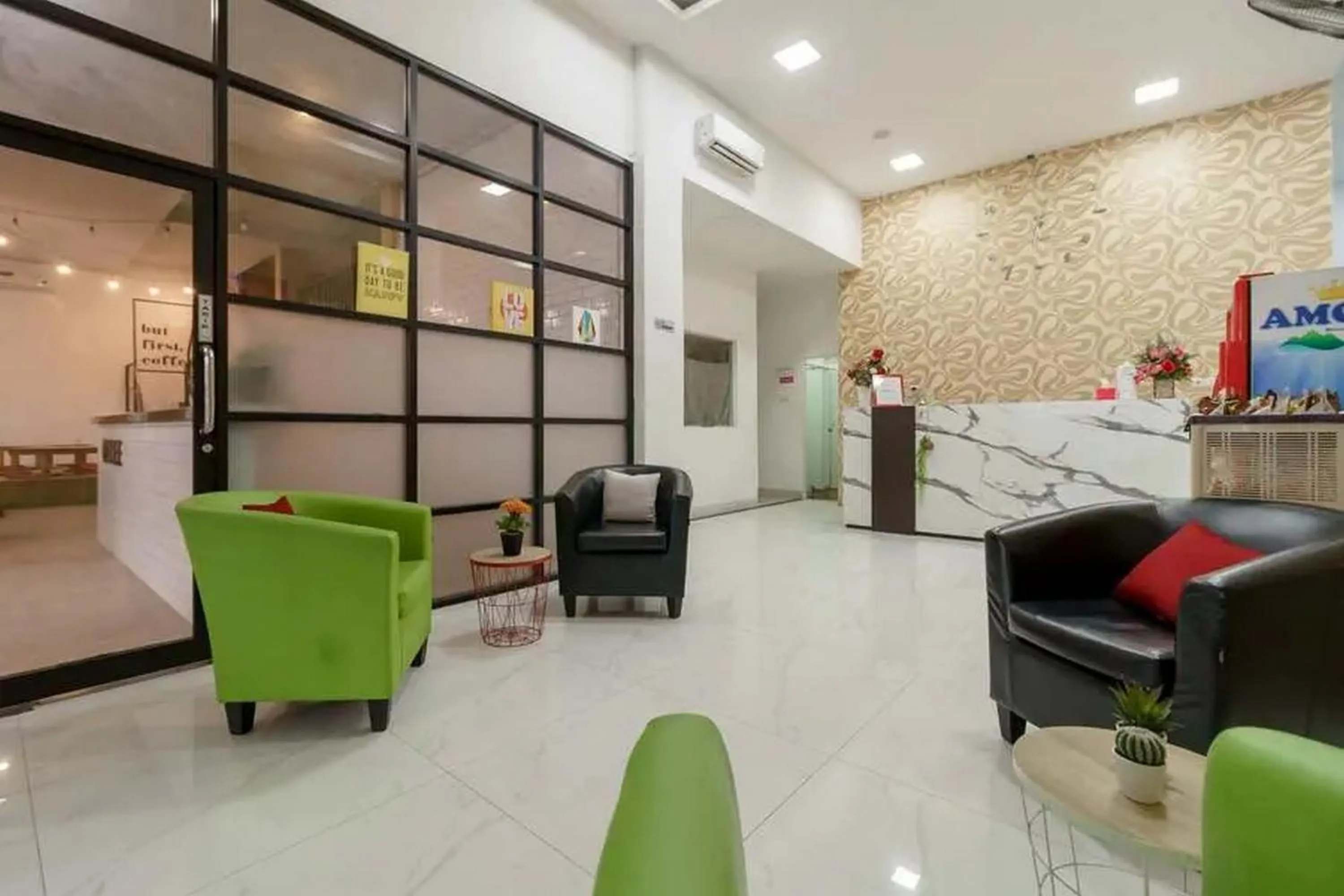 Living room in RedDoorz Plus @ Cemara Asri Medan