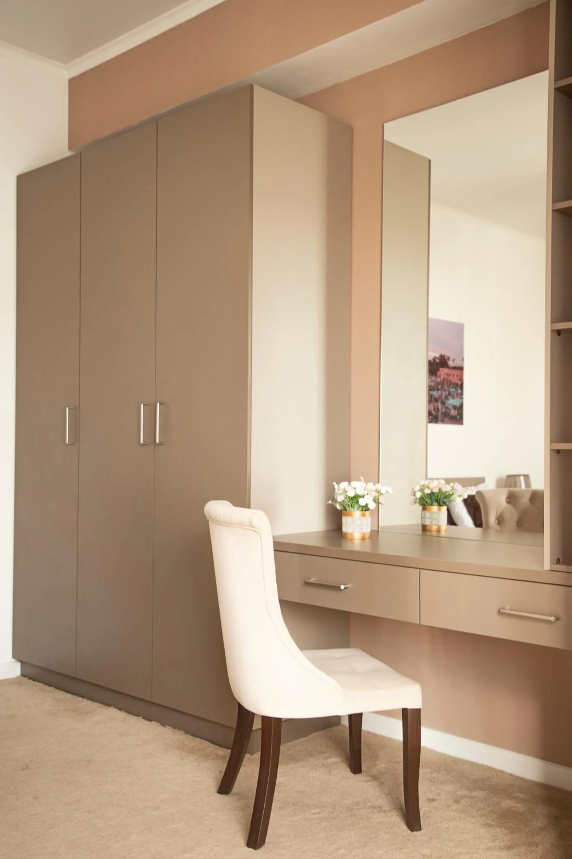 wardrobe in Casablanca Apart Hotel