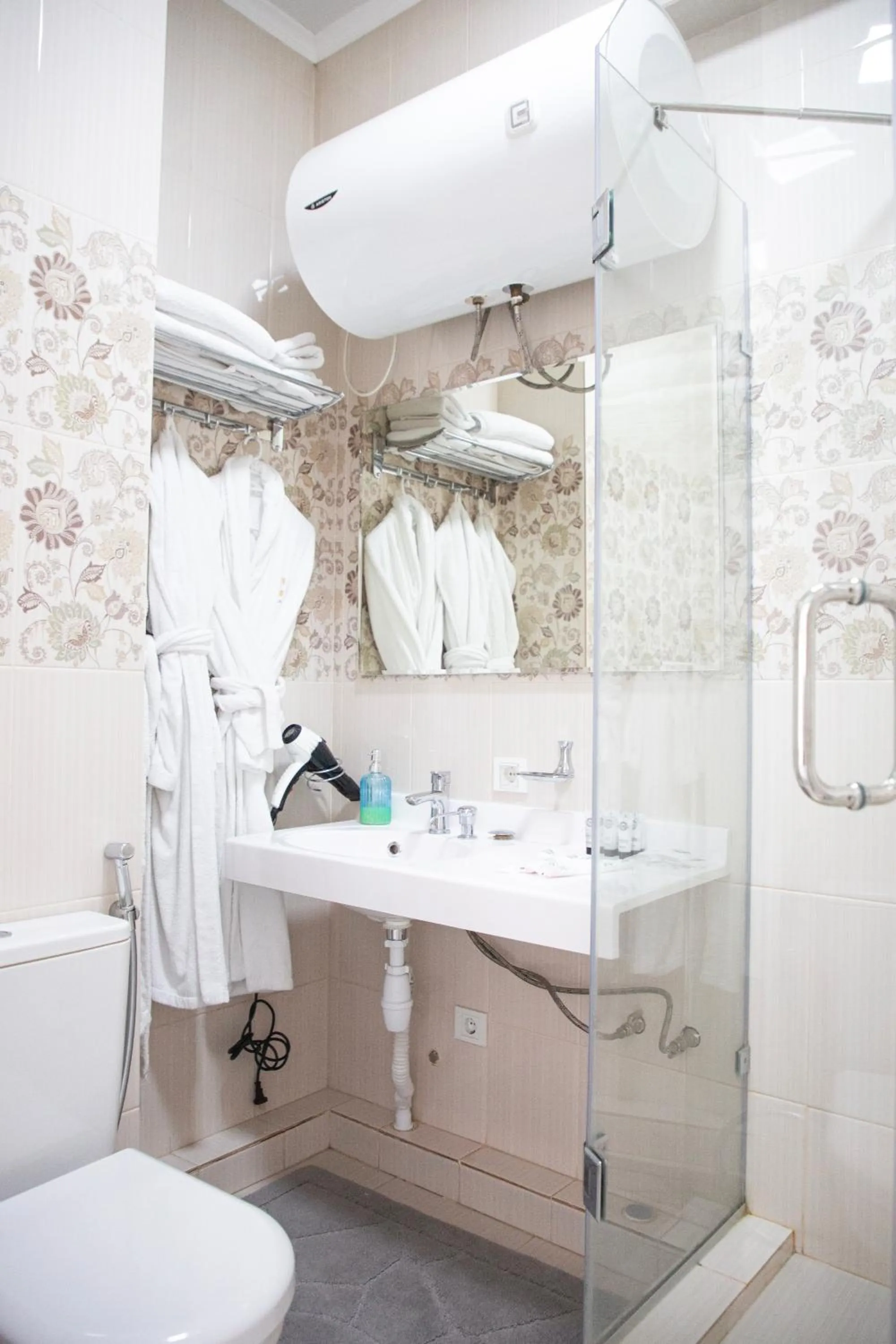 Shower in Casablanca Apart Hotel