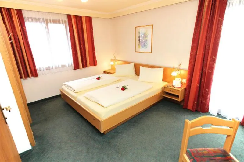 Photo of the whole room, Bed in Hotel Mitterer