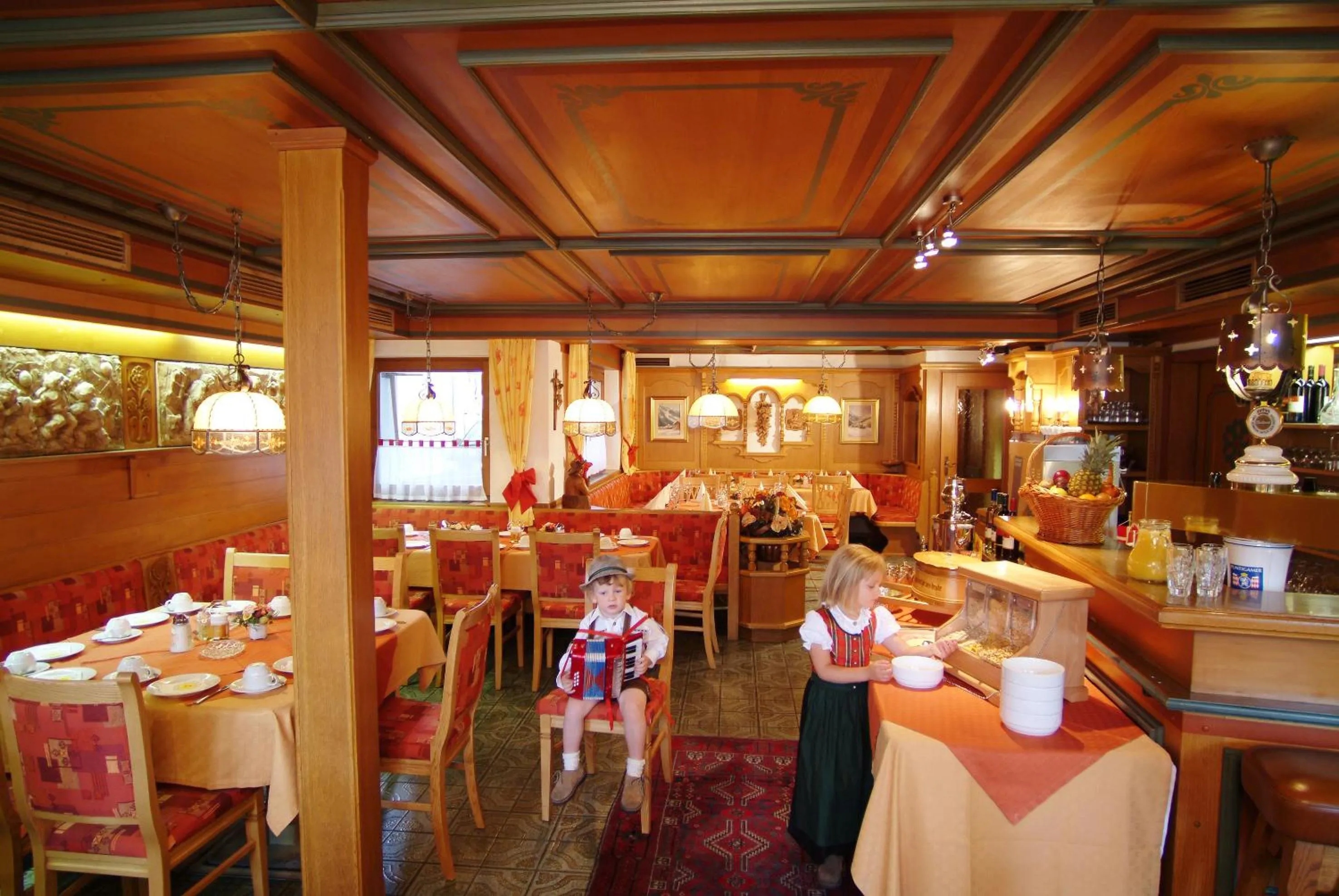 Restaurant/places to eat in Hotel Mitterer