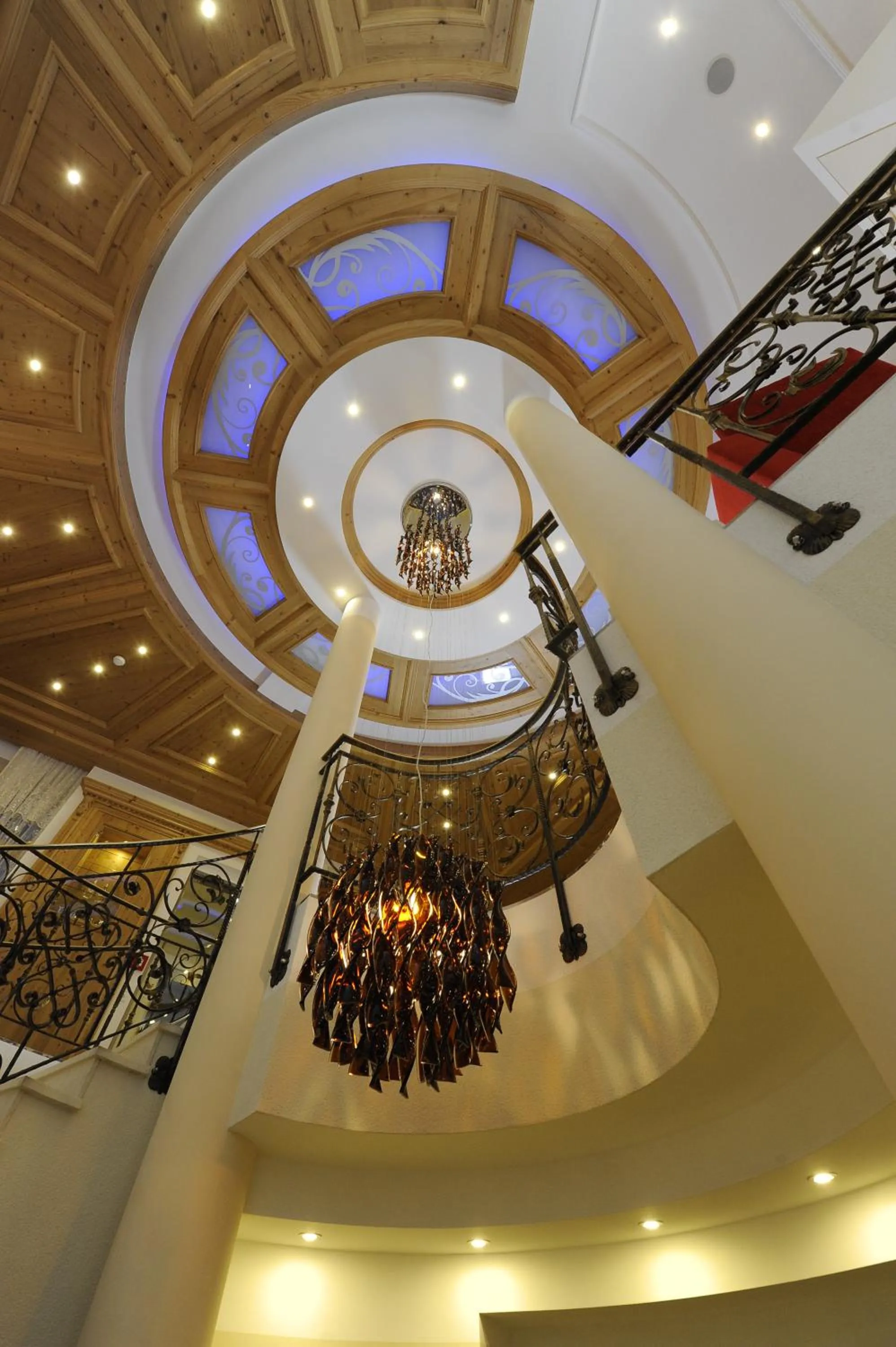 Lobby or reception in Hotel Alpina