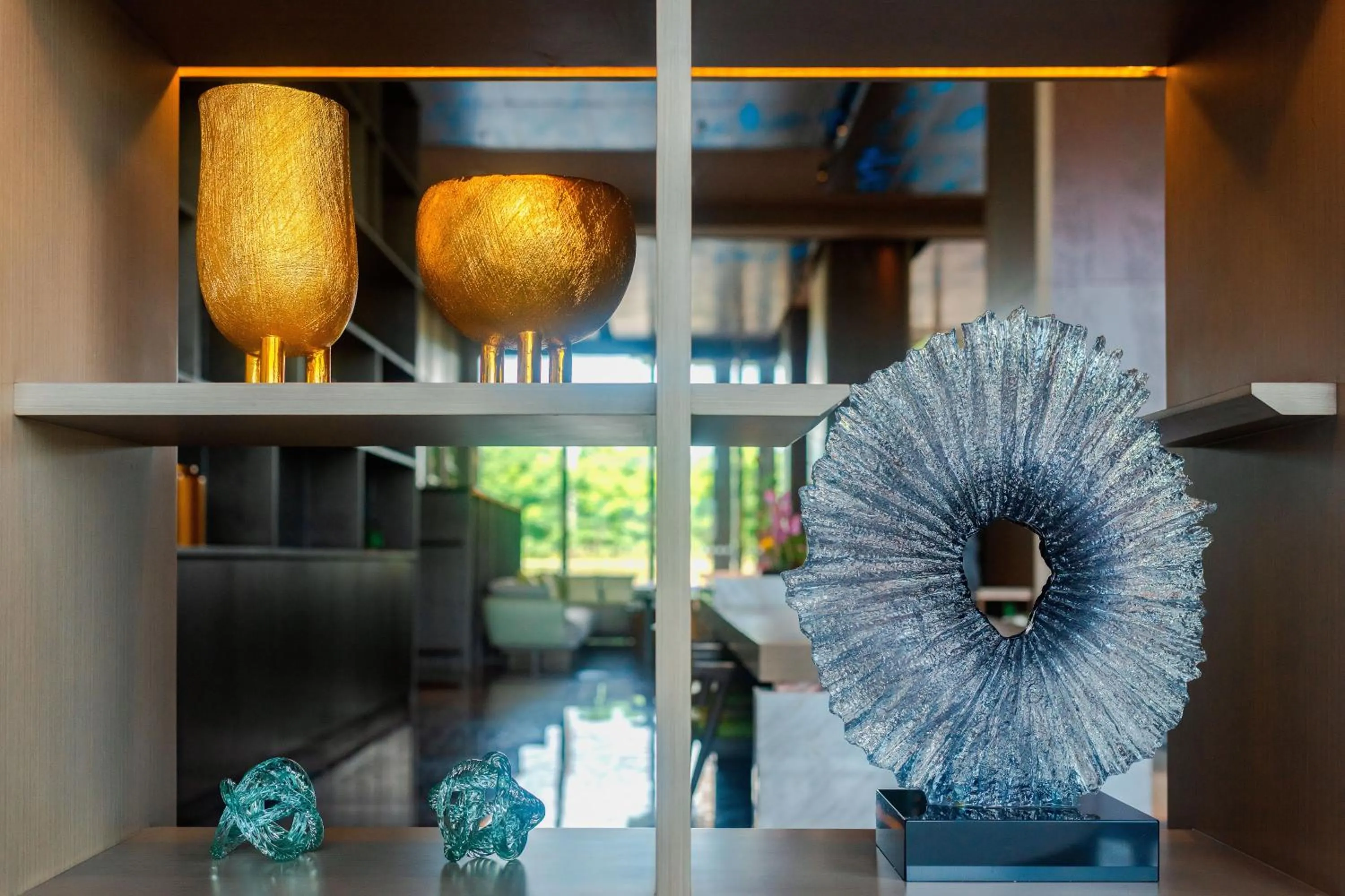 Lounge or bar in Holiday Inn Resort Maoshan Hot-Spring by IHG