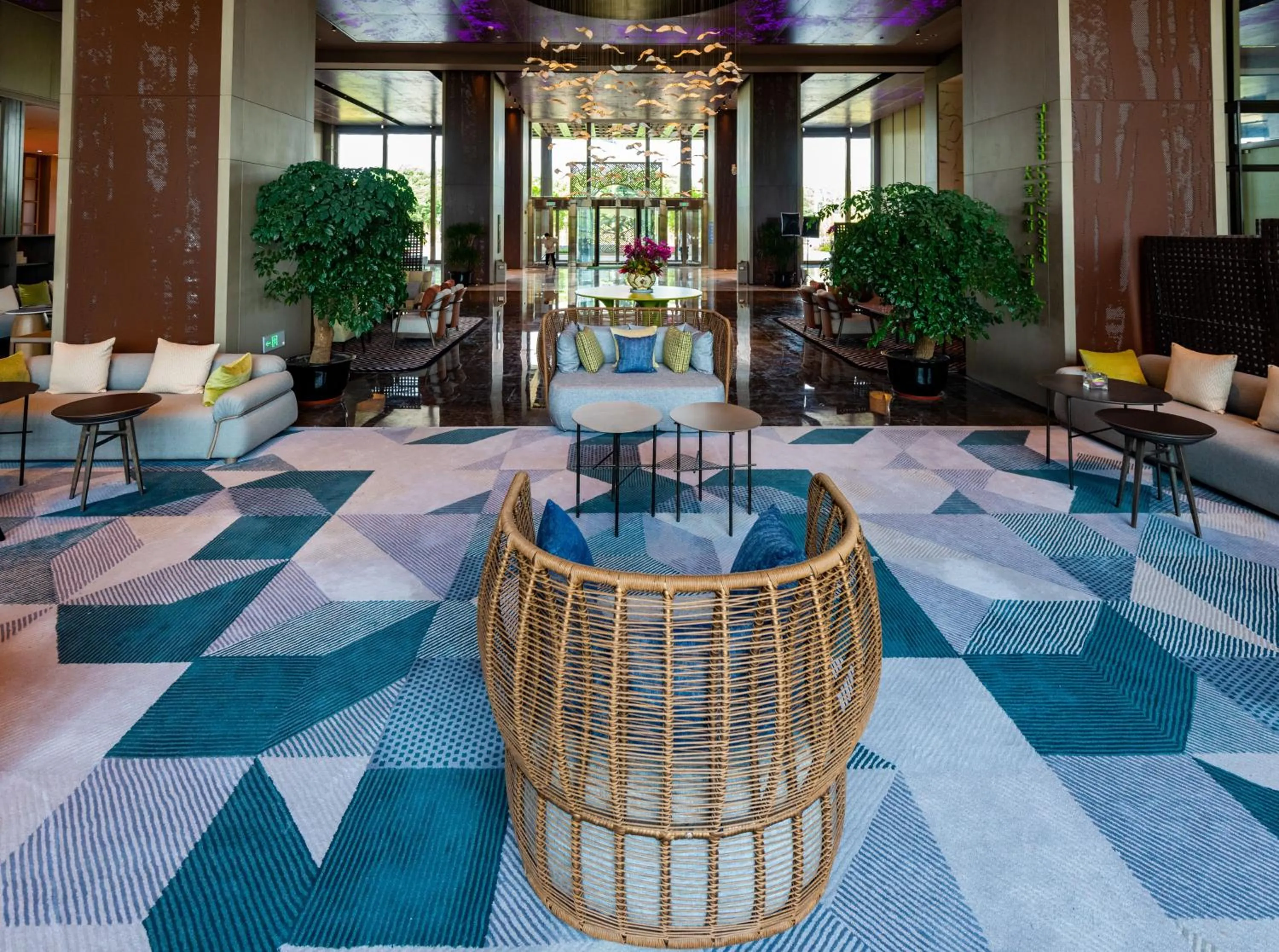 Lounge or bar in Holiday Inn Resort Maoshan Hot-Spring by IHG