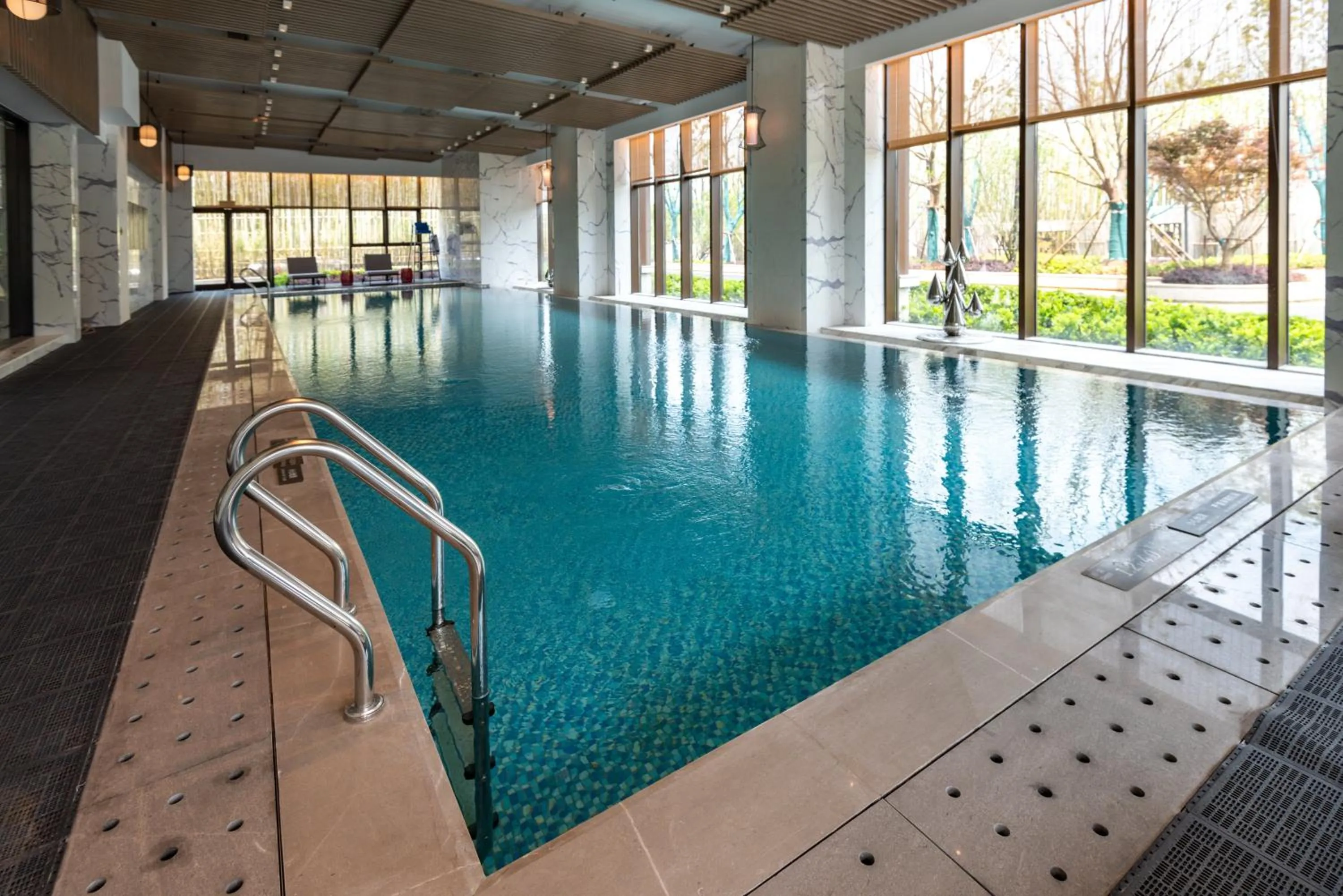 Swimming pool in Holiday Inn Resort Maoshan Hot-Spring by IHG