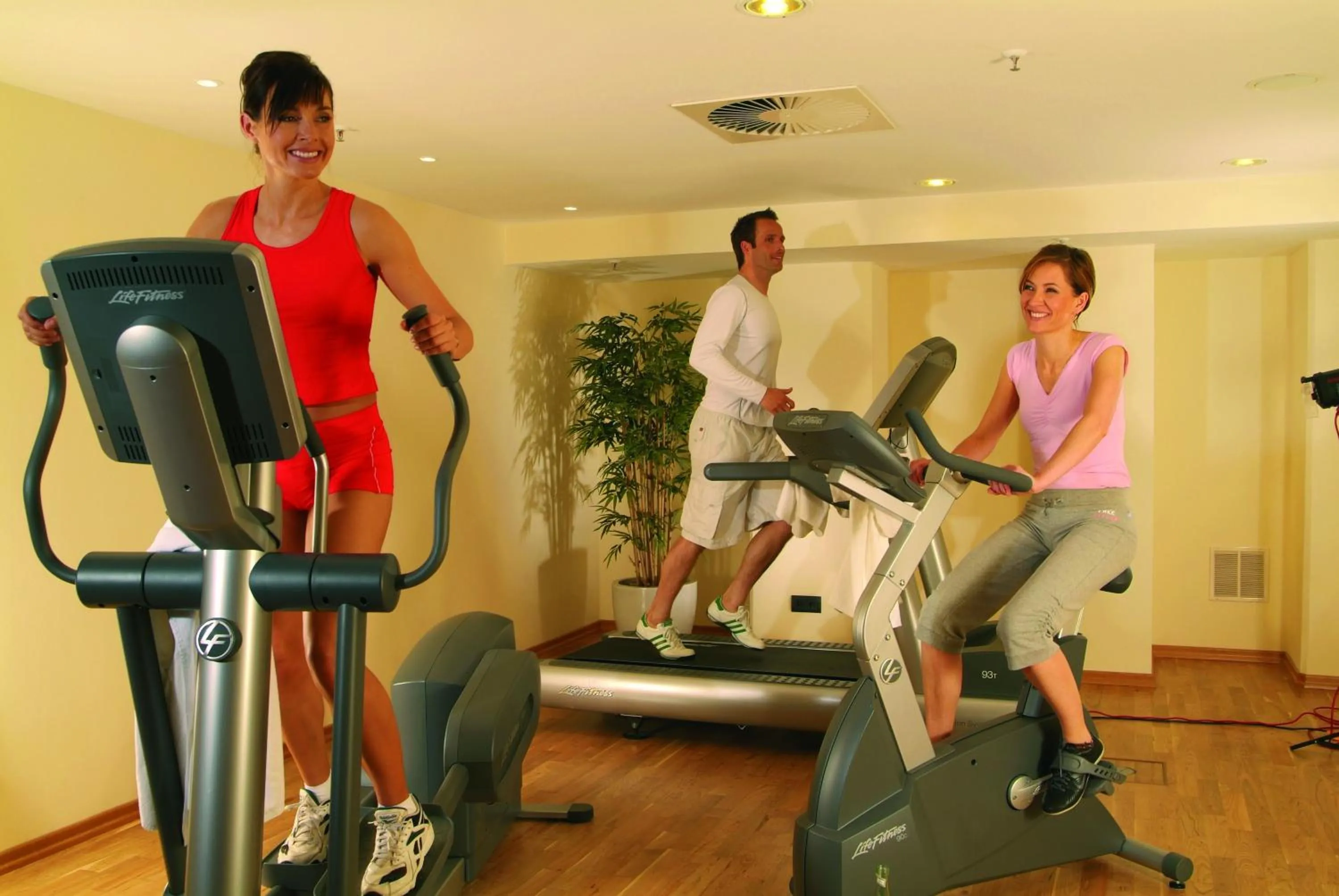 Fitness centre/facilities in Maritim Hotel Dresden