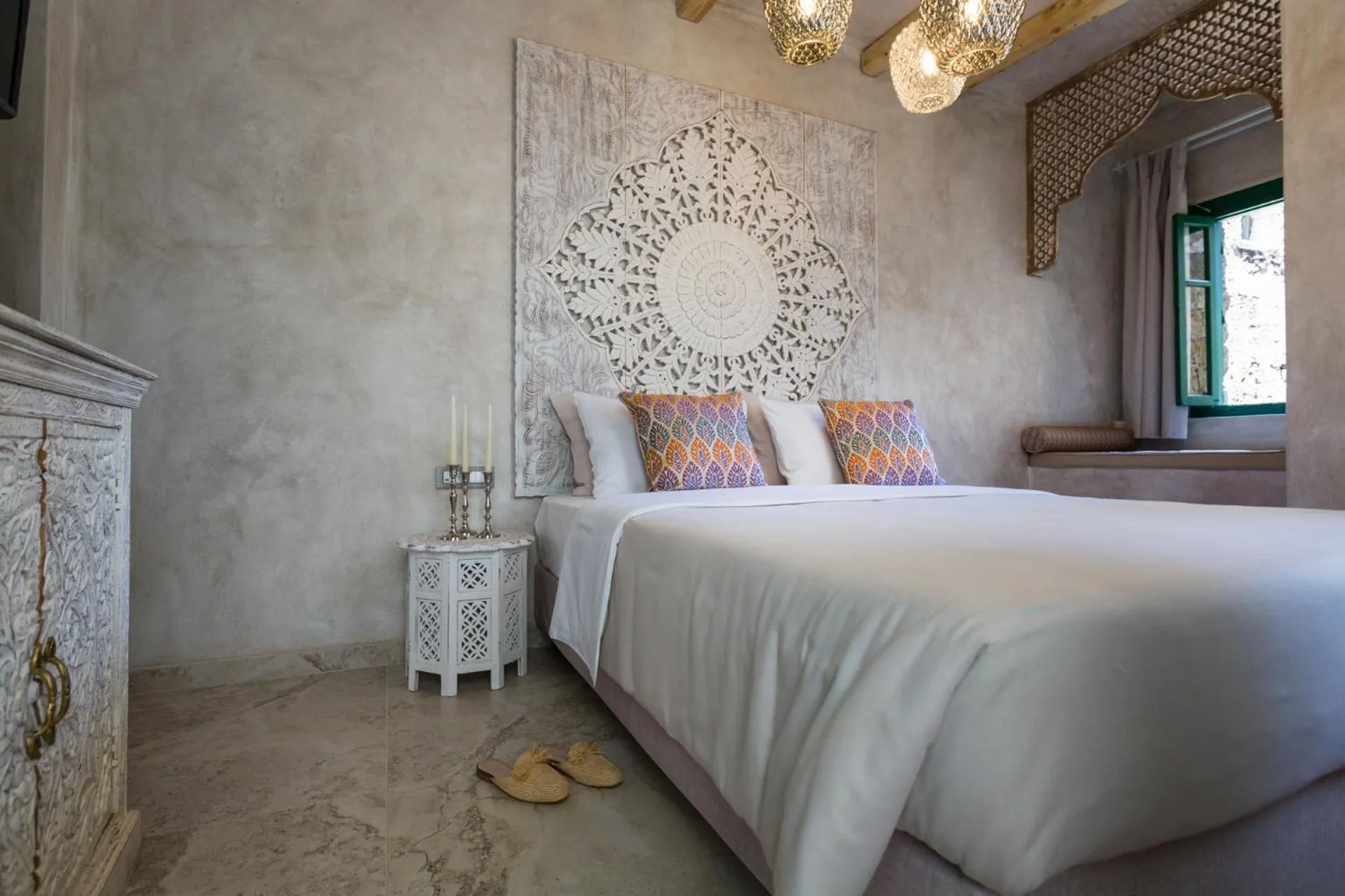 Bedroom, Bed in DECAN Concept Boutique Estate