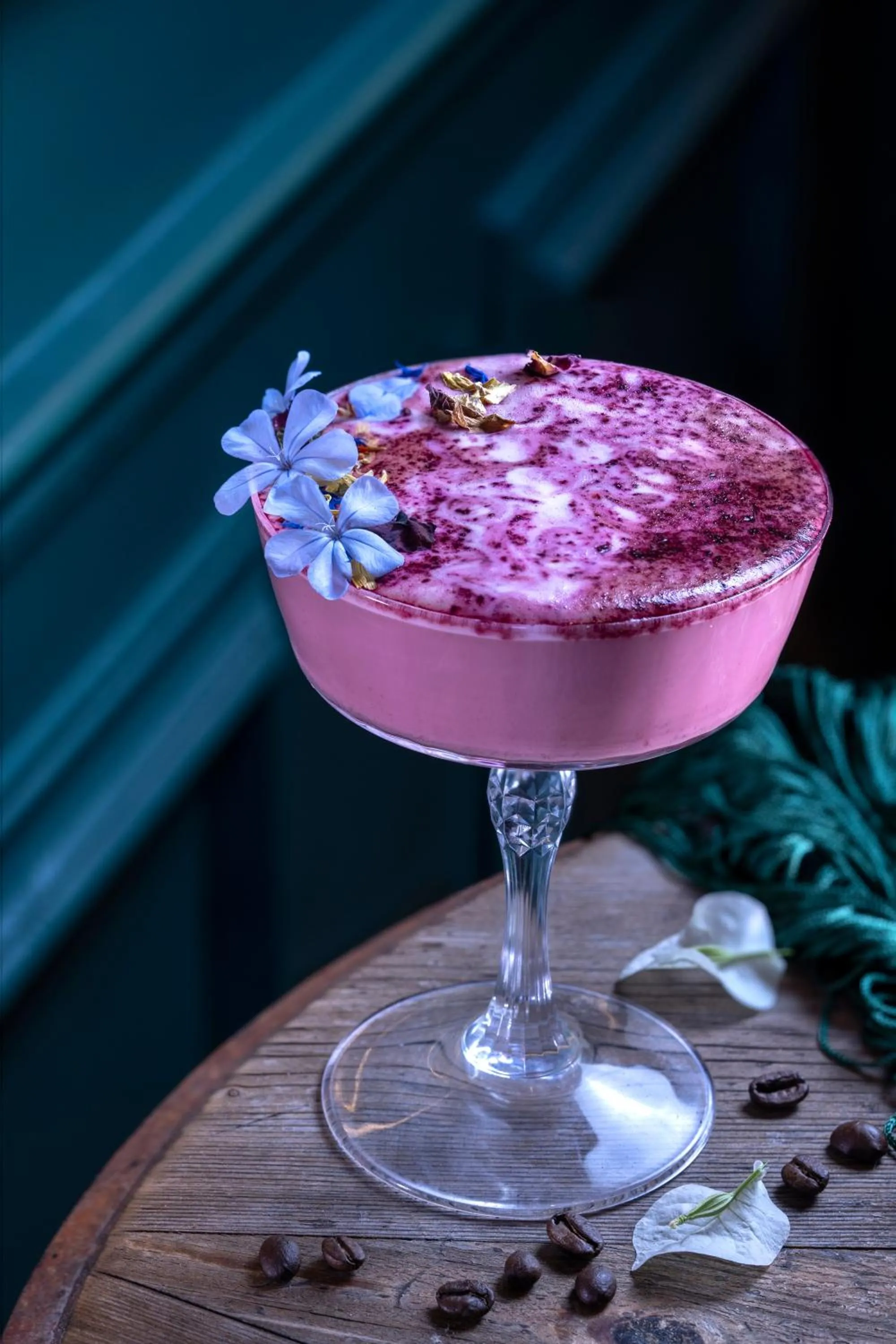 Drinks in DECAN Concept Boutique Estate