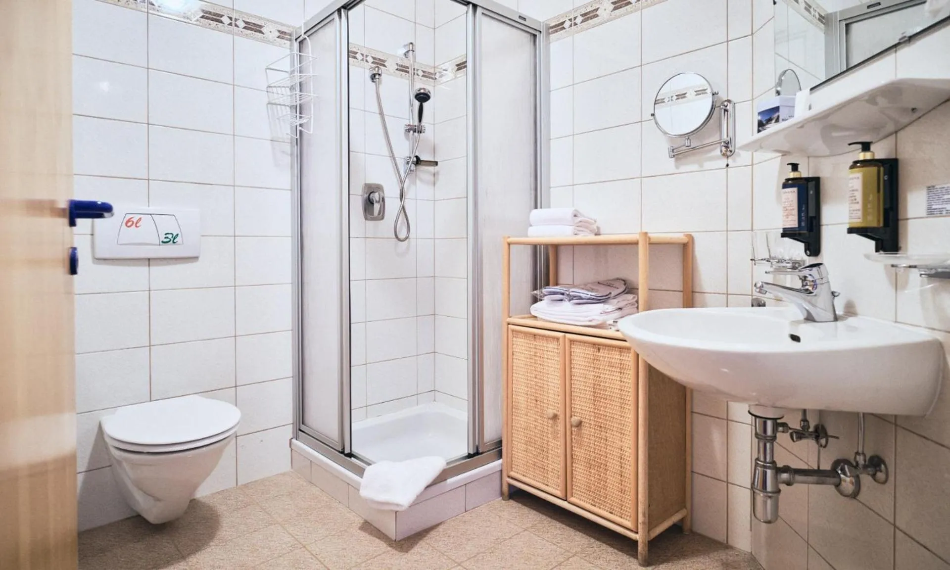 Shower in Hotel Enzian by Alpeffect Hotels