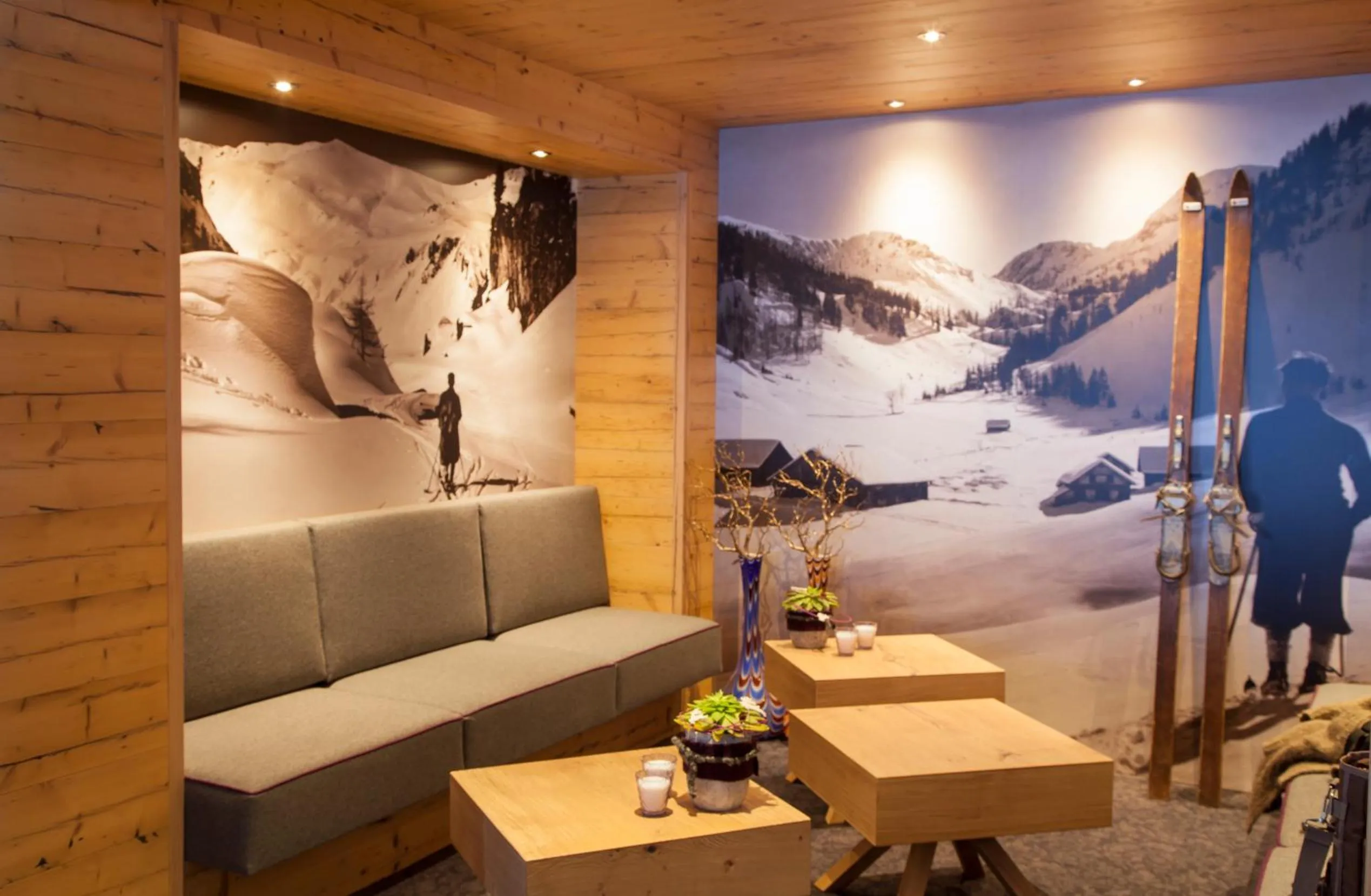 Lounge or bar in Hotel Enzian by Alpeffect Hotels