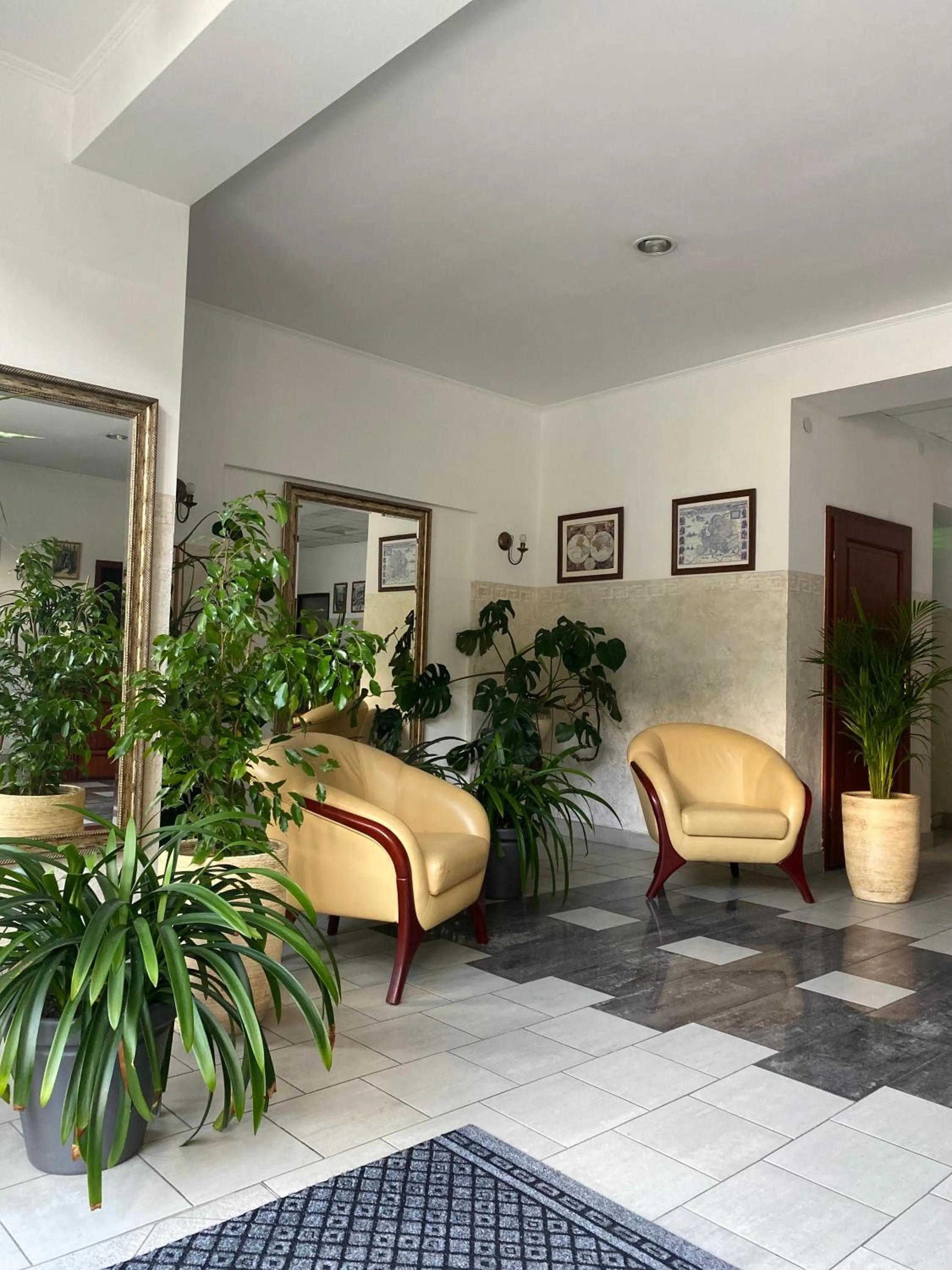 Lobby or reception in Zajazd Kadar