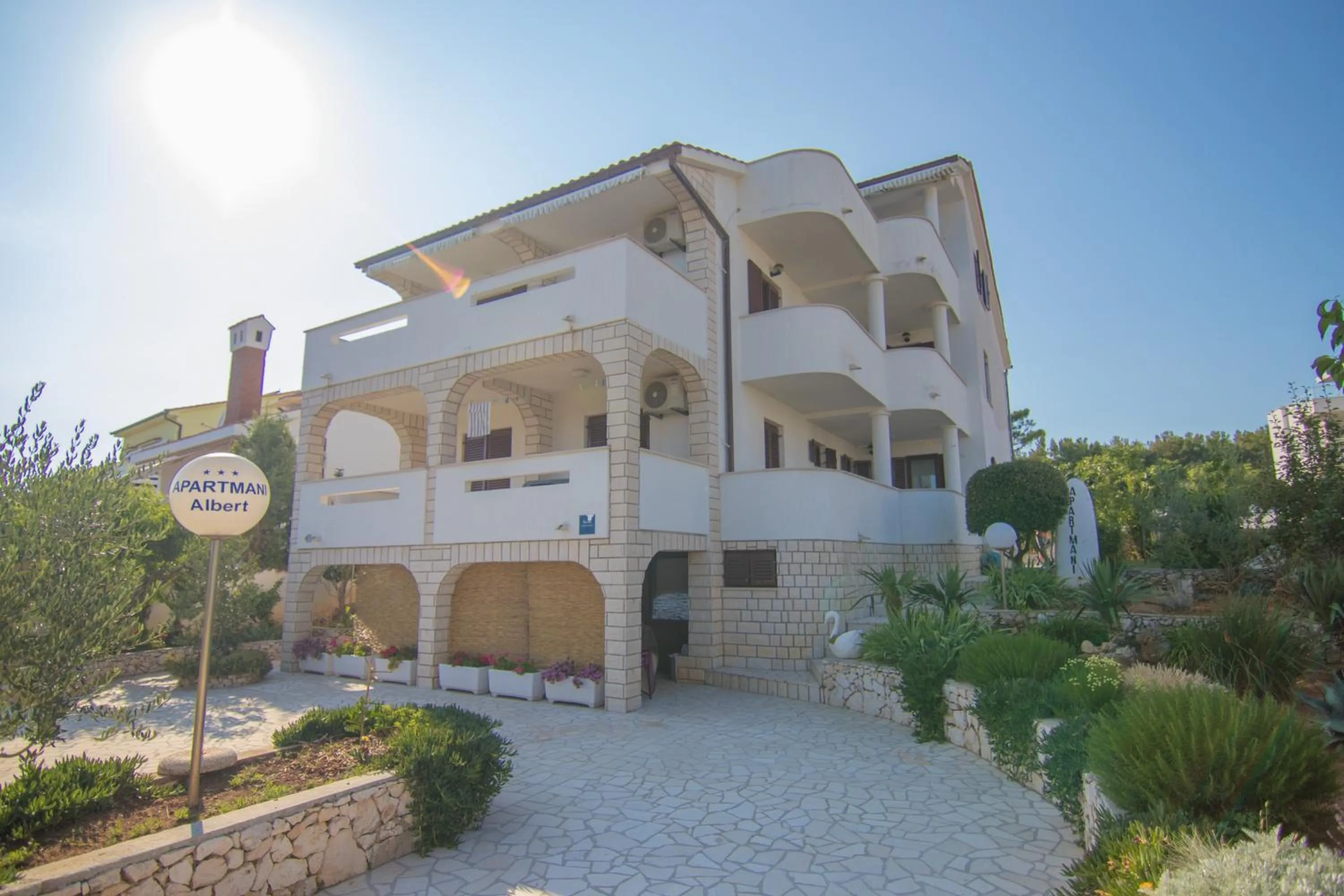 Facade/entrance in Albert Apartaments Krk