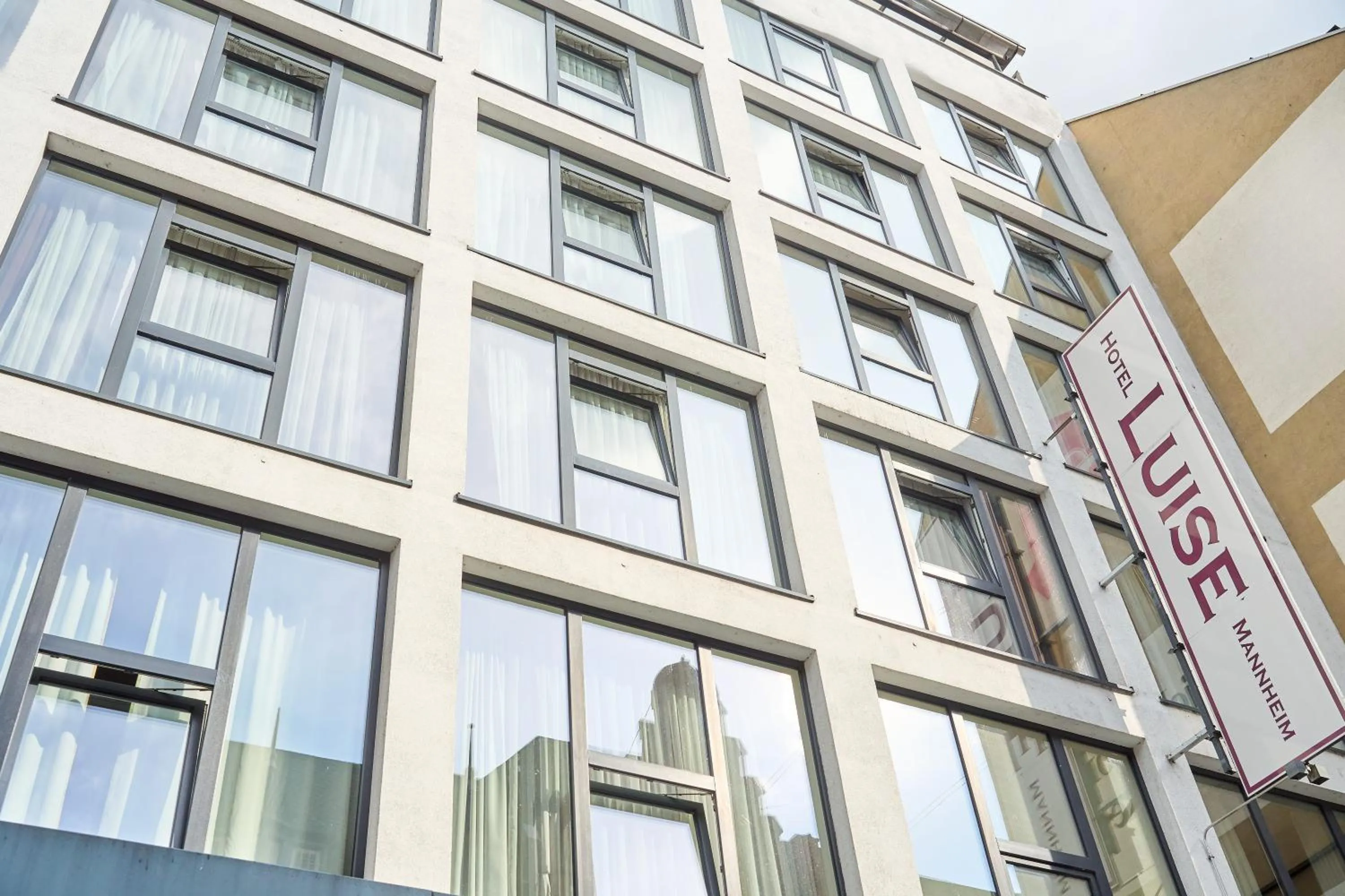 Property building in eXo Boutique Hotel Mannheim - by SuperFly Hotels