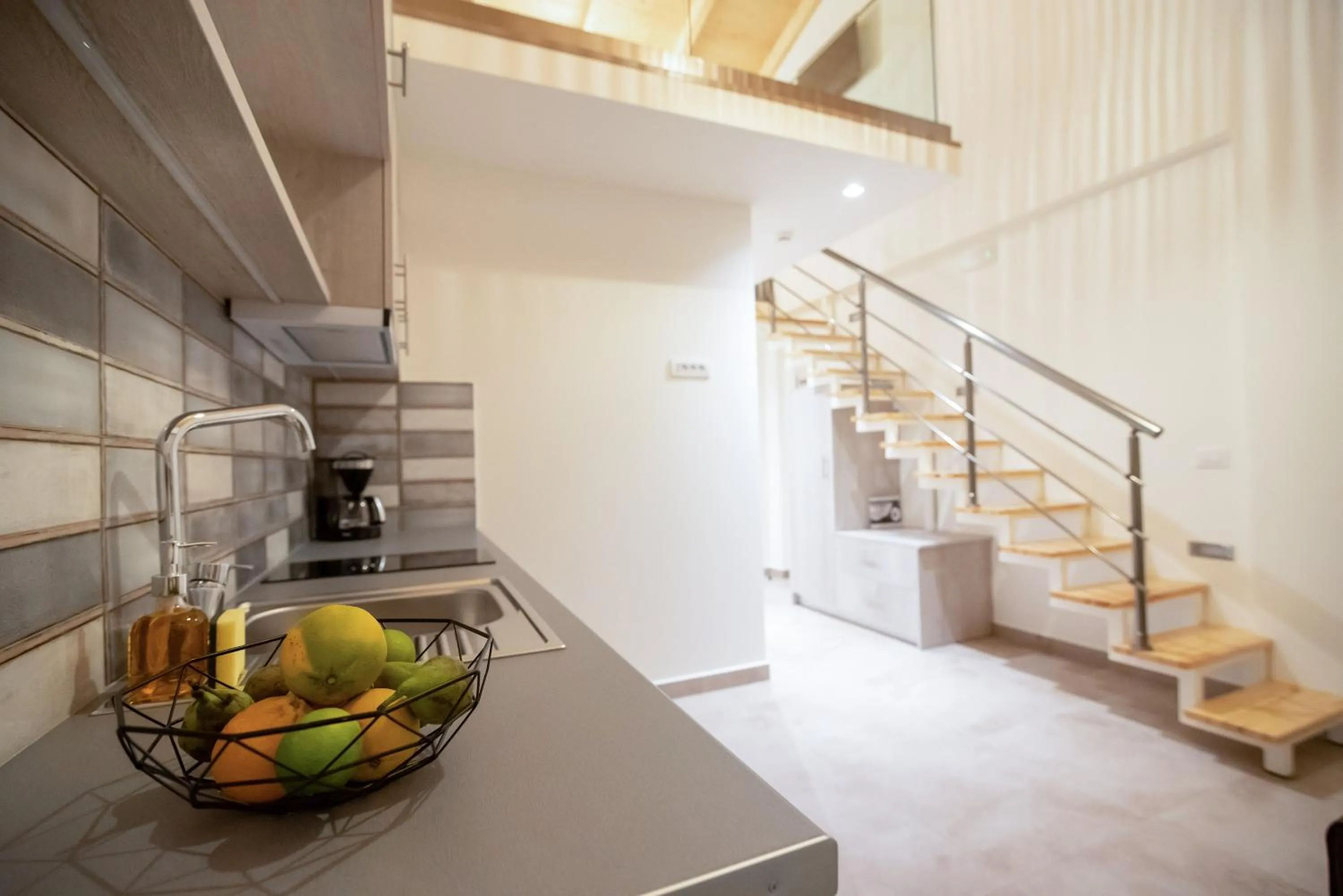 Kitchen or kitchenette in Melydron Apartments