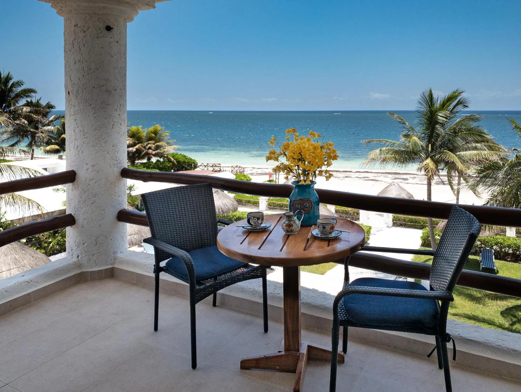 Restaurant/places to eat in Casa Frida