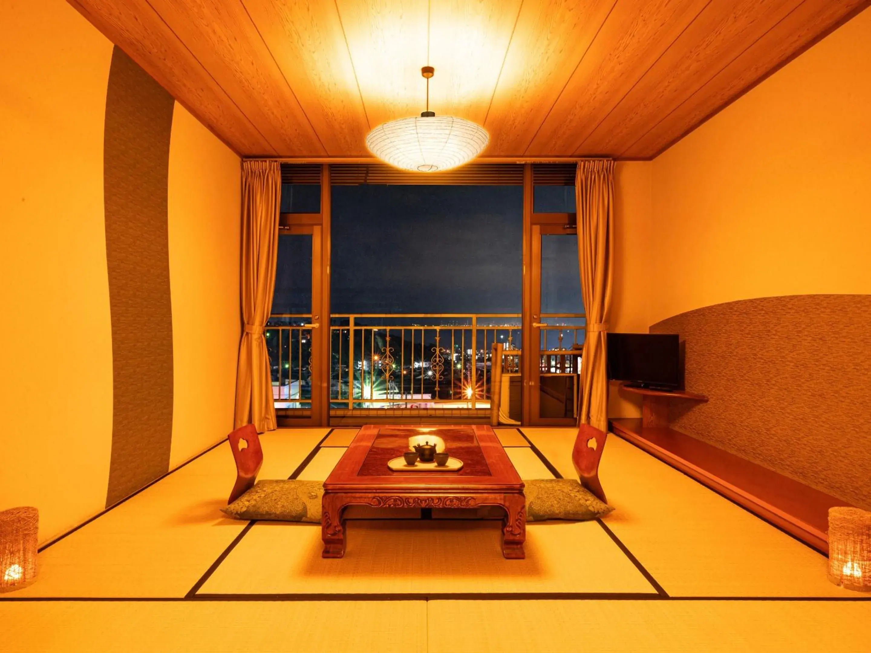 Superior Japanese-style room with Bathroom and Ocean View - single occupancy in Ooedo Onsen Monogatari Premium Hotel Fugetsu Superior Japanese-style room with Bathroom and Ocean View - single occupancy in Ooedo Onsen Monogatari Premium Hotel Fugetsu