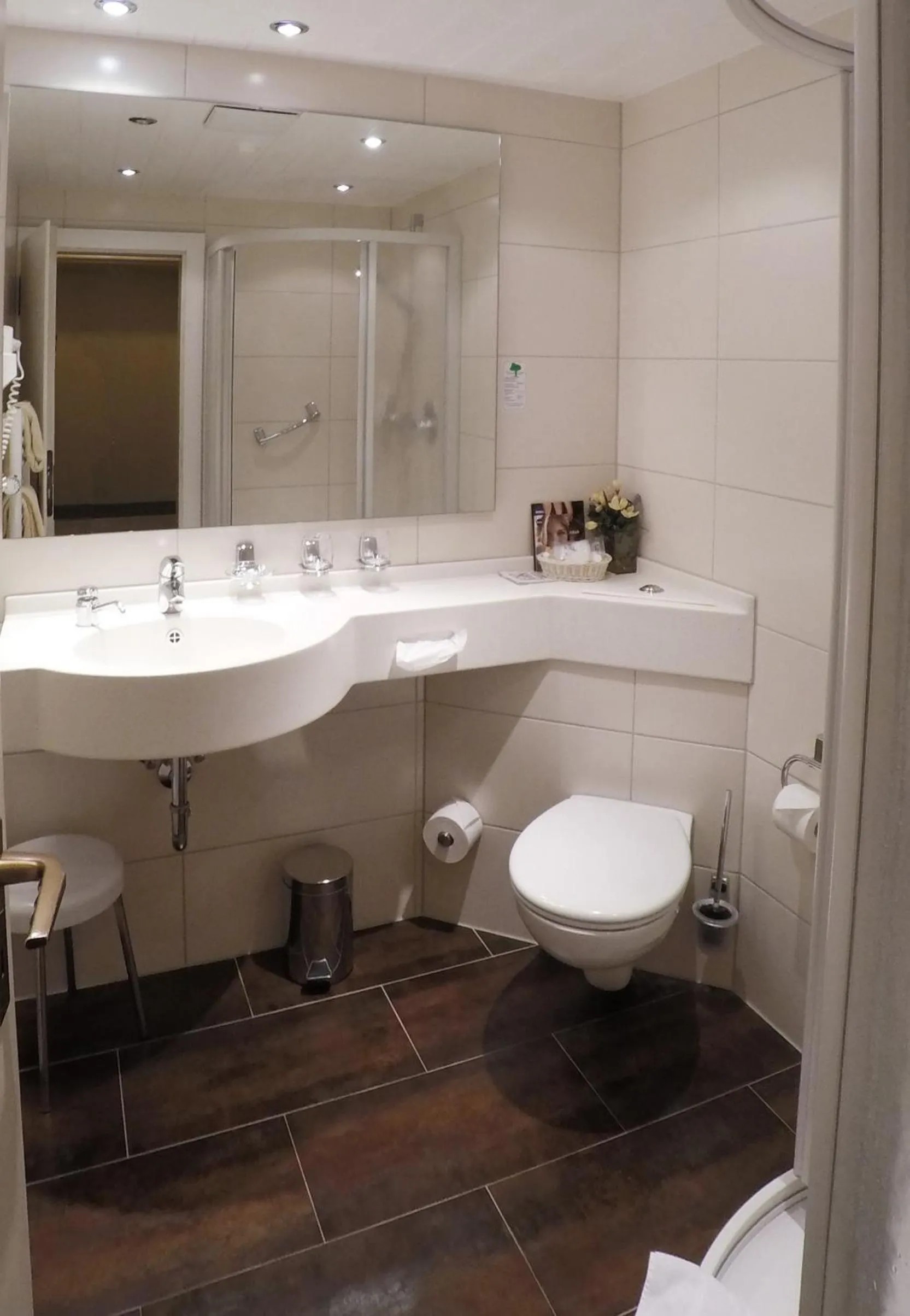 Bathroom in Hotel Kainsbacher Mühle