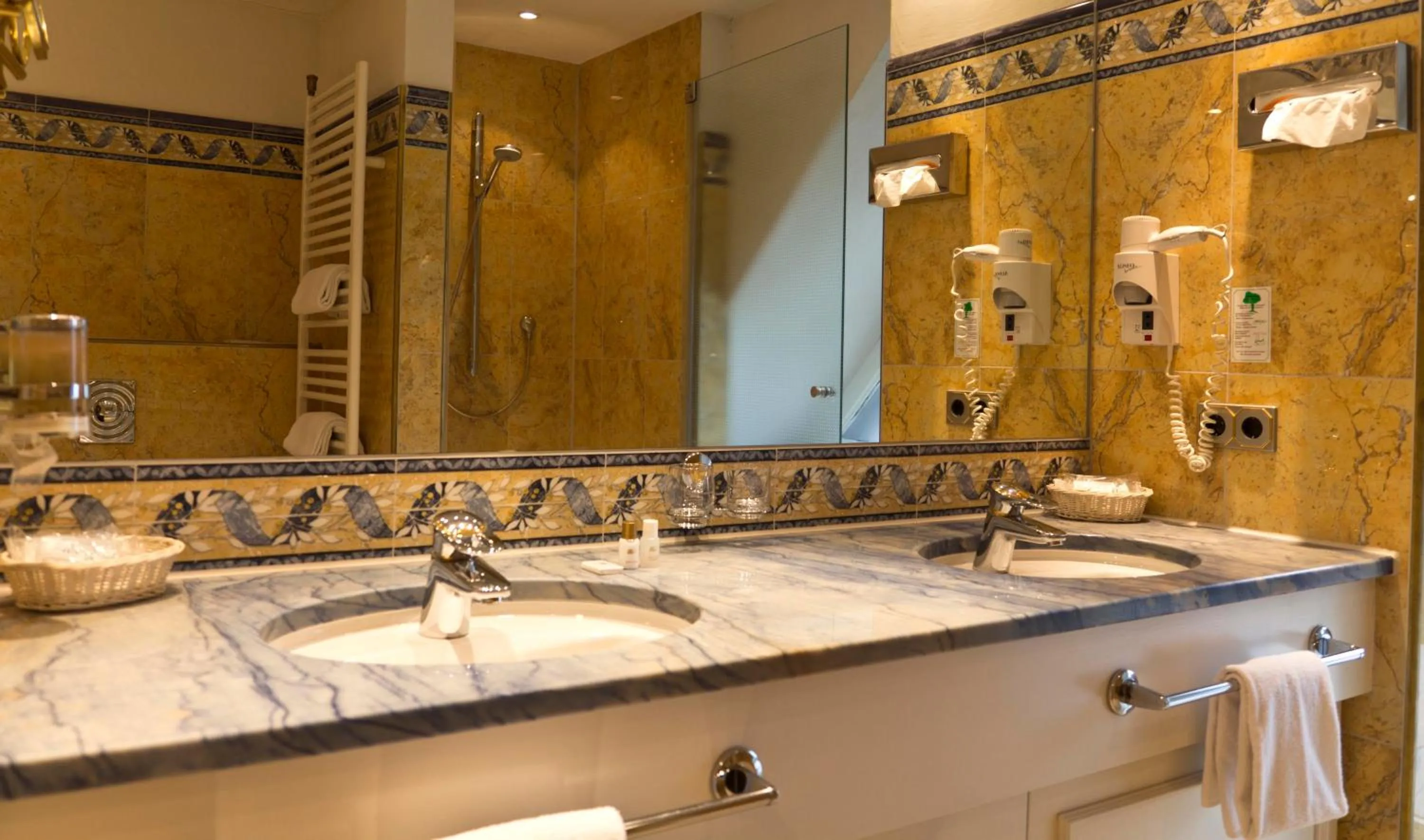 Decorative detail in Hotel Kainsbacher Mühle