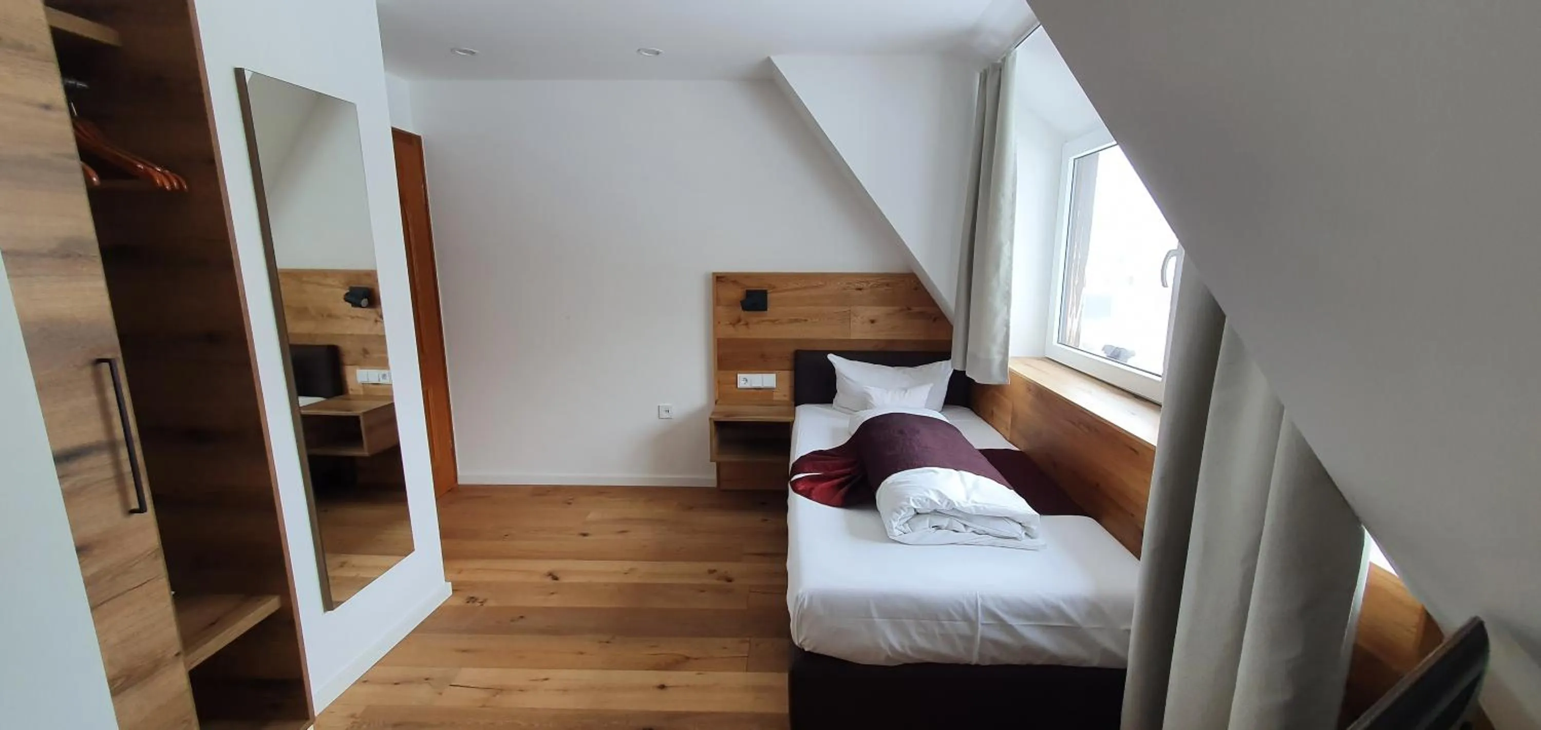 Bed in Hotel Kainsbacher Mühle