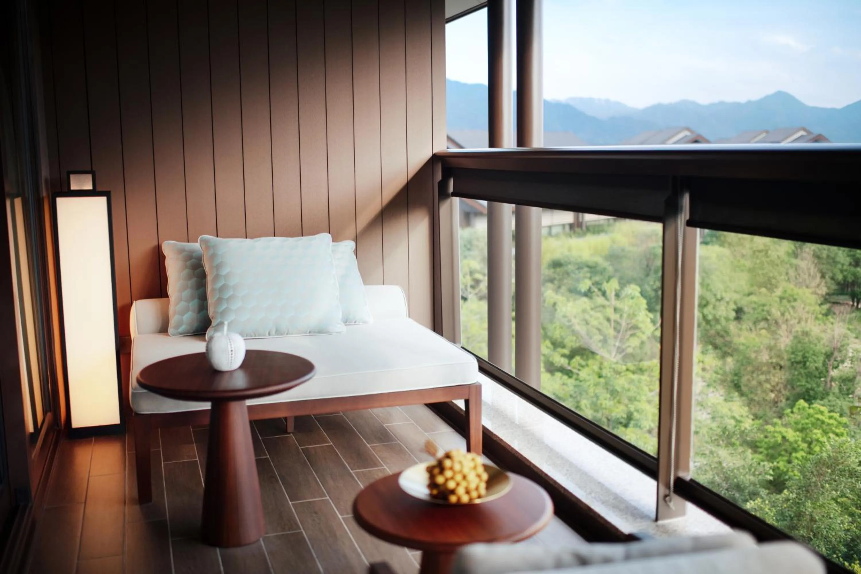 Balcony/Terrace in New World Qingyuan Hotel -formerly KHOS QINGYUAN