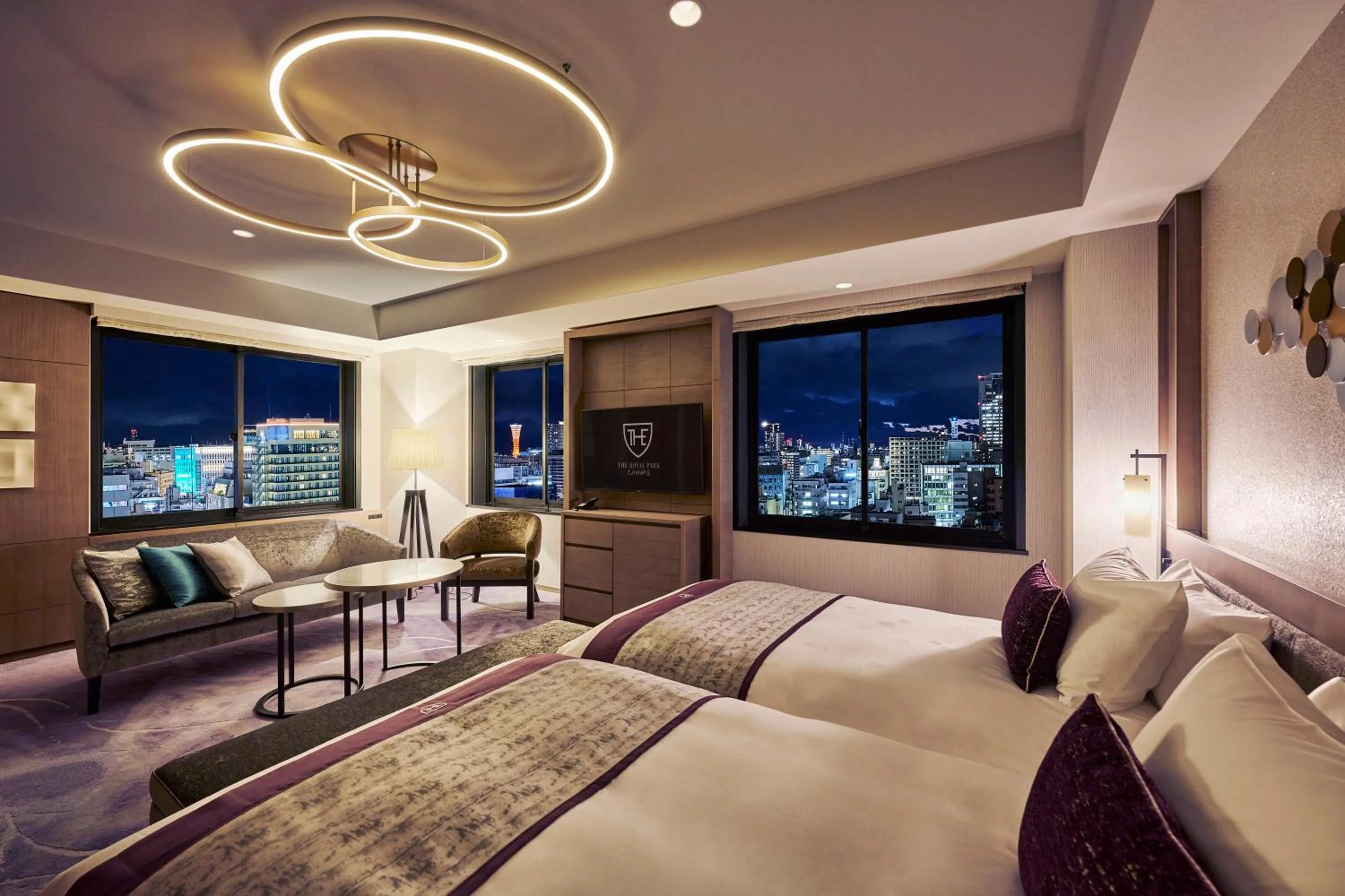 Photo of the whole room, Bed in The Royal Park Canvas - Kobe Sannomiya
