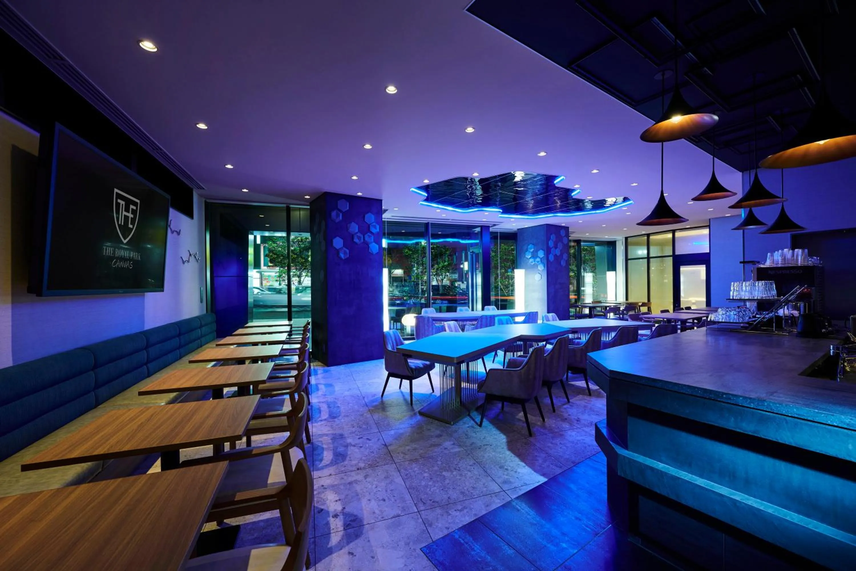 Lounge or bar in The Royal Park Canvas - Kobe Sannomiya