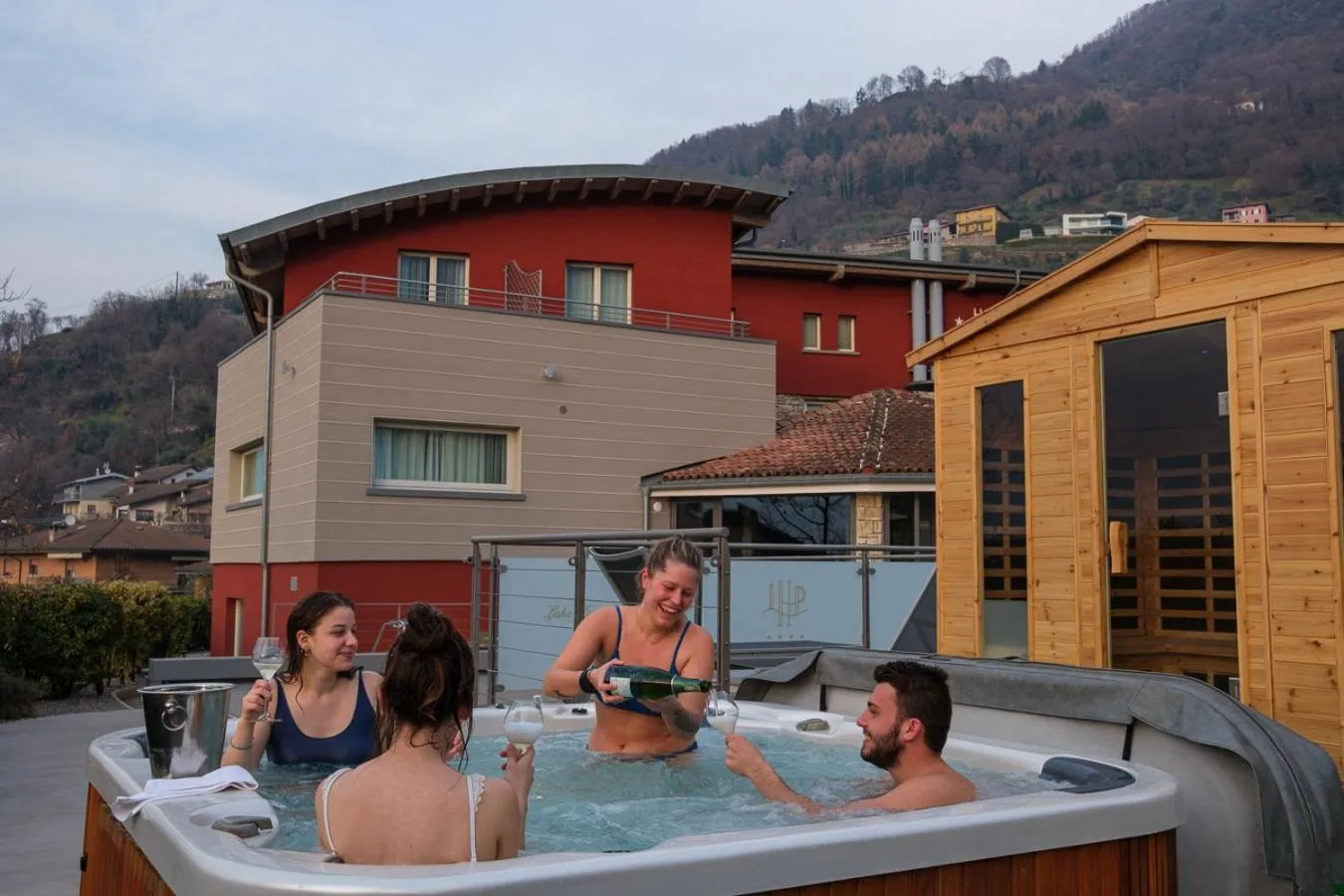 Sauna in Lake Hotel La Pieve