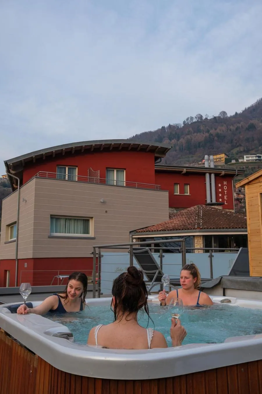 Sauna in Lake Hotel La Pieve