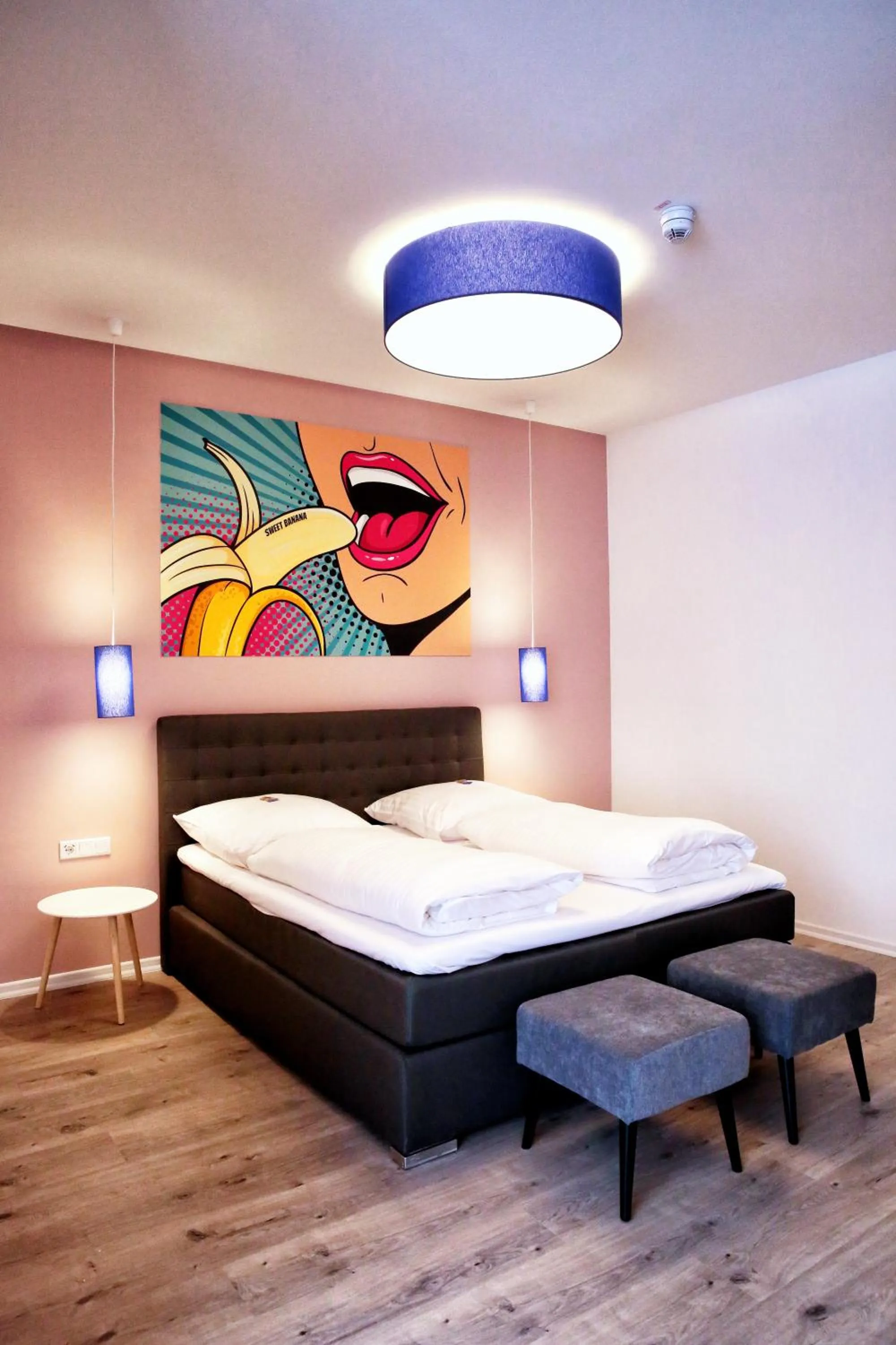 Bed in Hotel Apart GO25