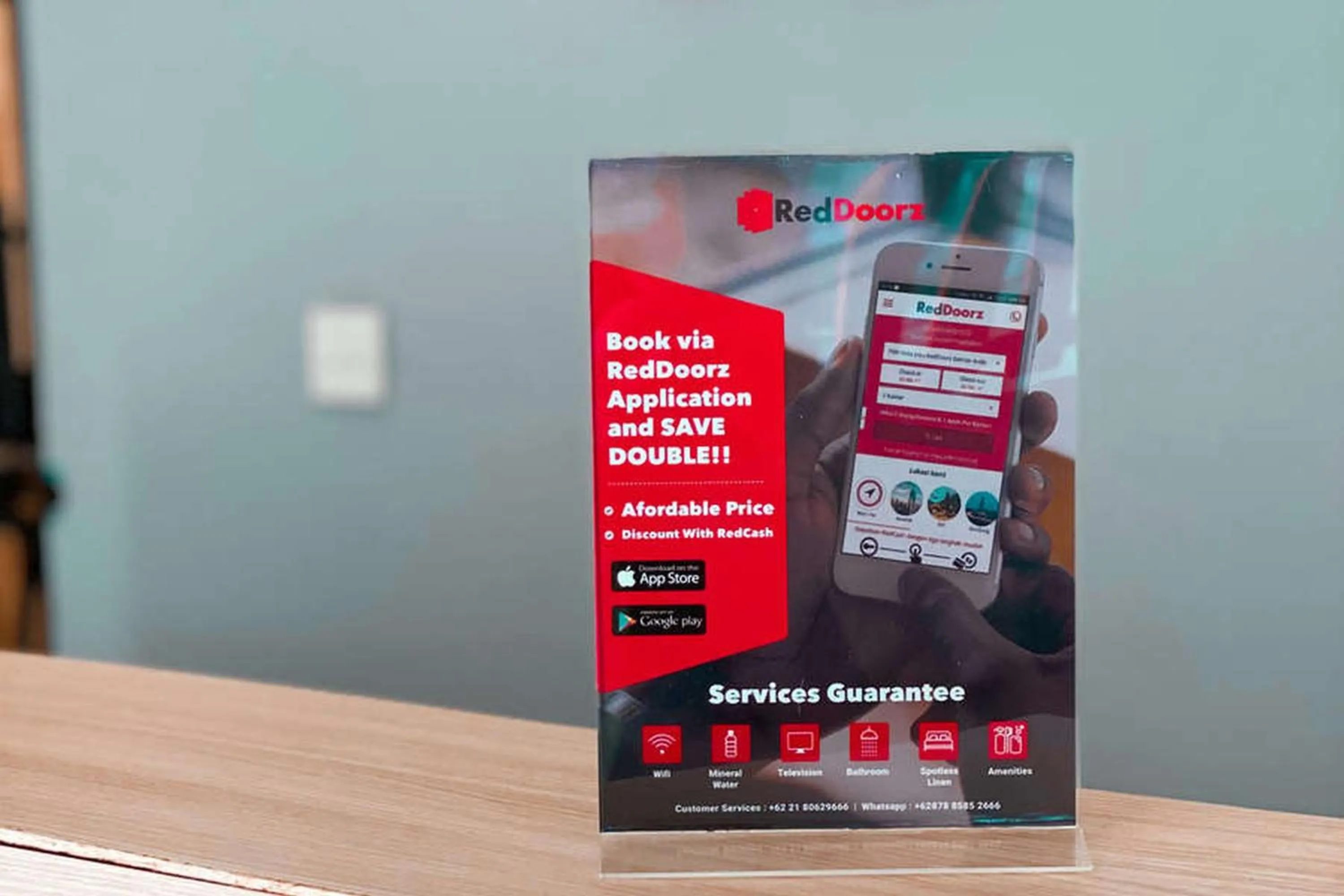 Lobby or reception in RedDoorz Hostel Near Ngurah Rai Airport Kuta