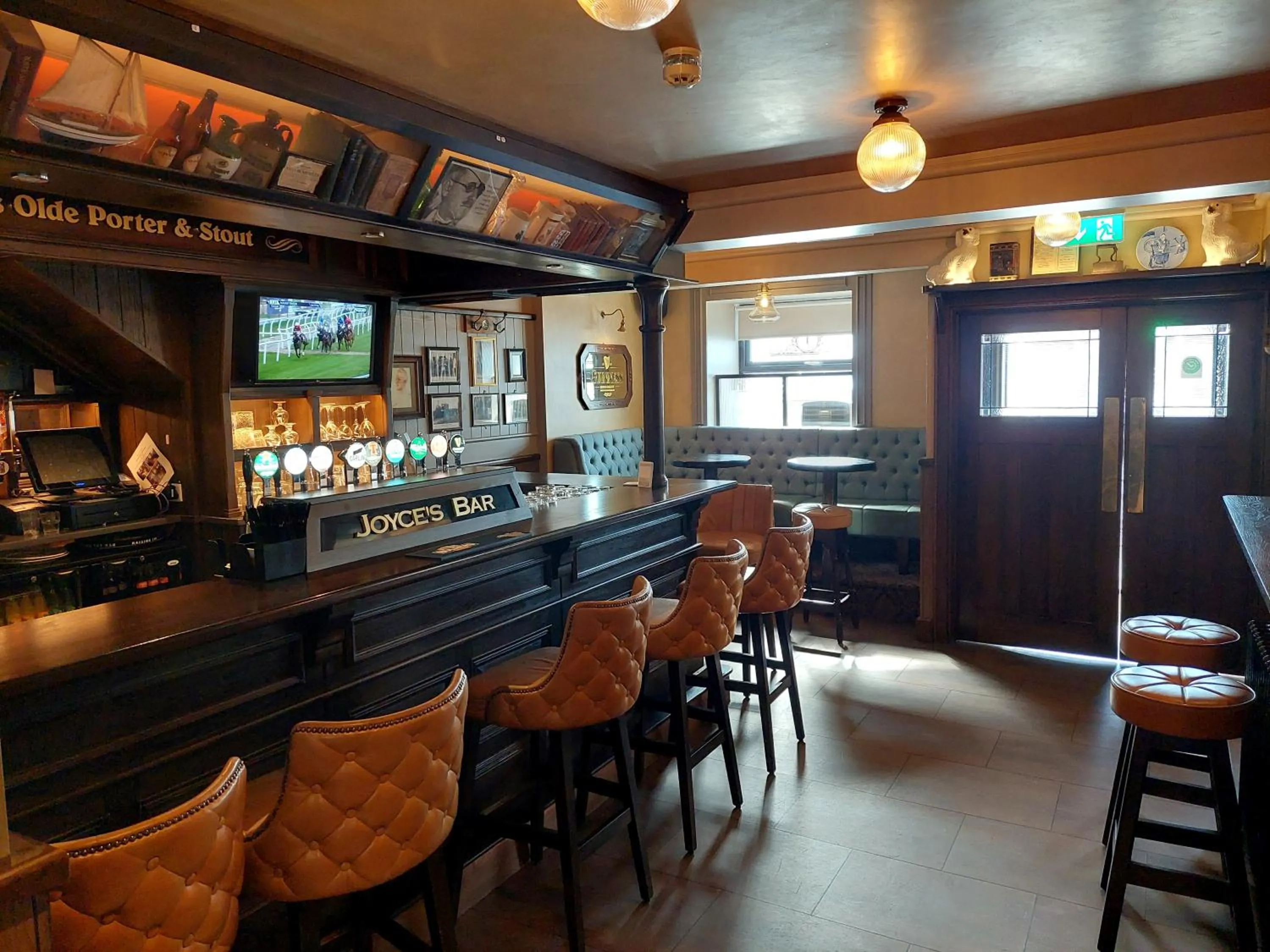 Lounge or bar in Joyce's Carndonagh Inishowen