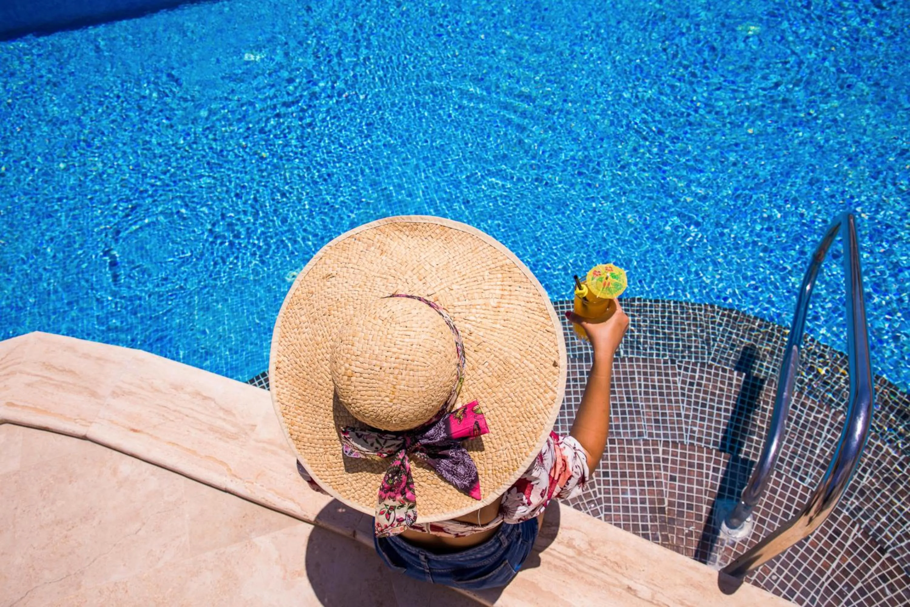 Swimming pool in Kalkan Saray Suites Hotel