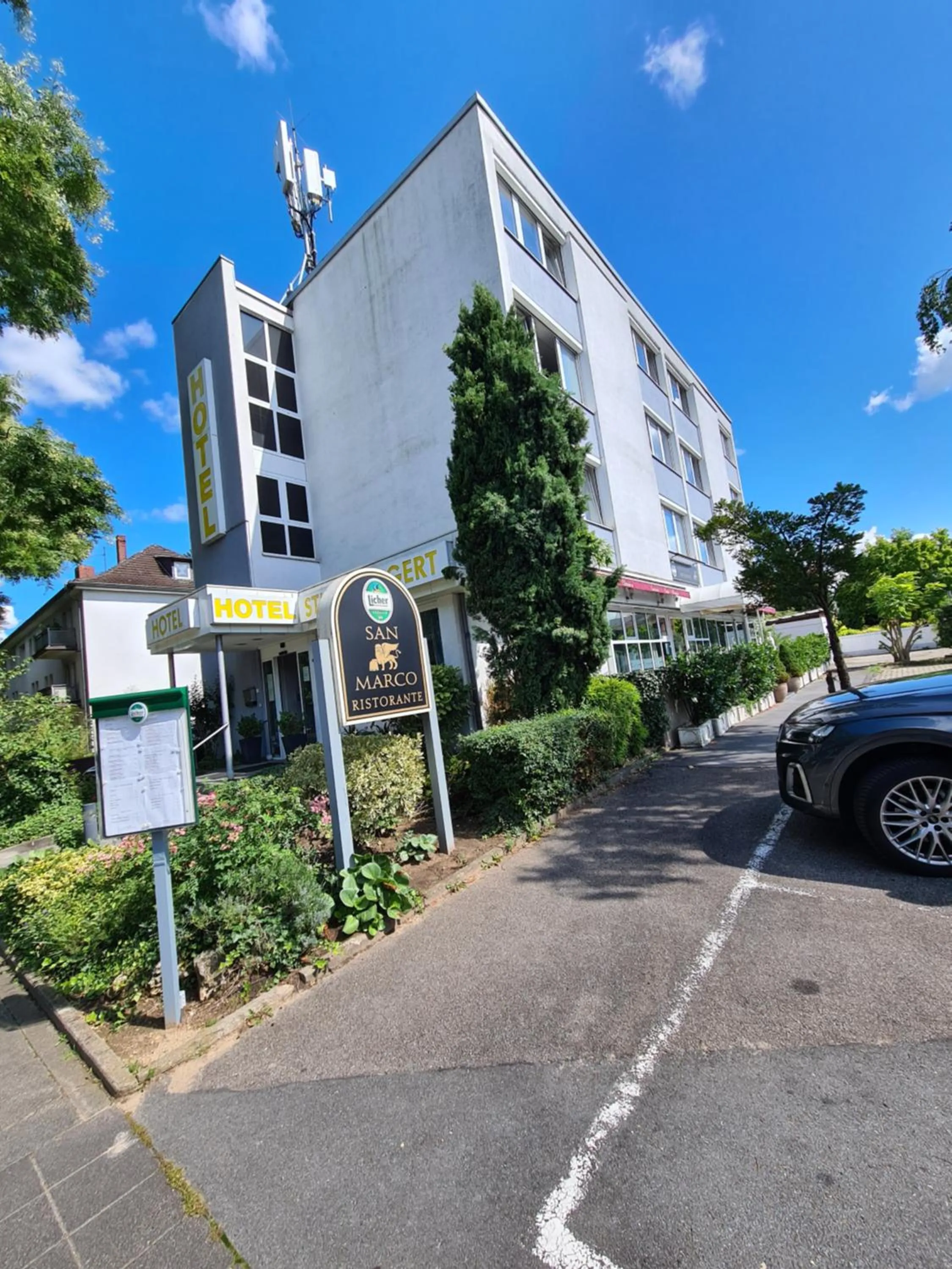 Property building in Hotel Stiftswingert