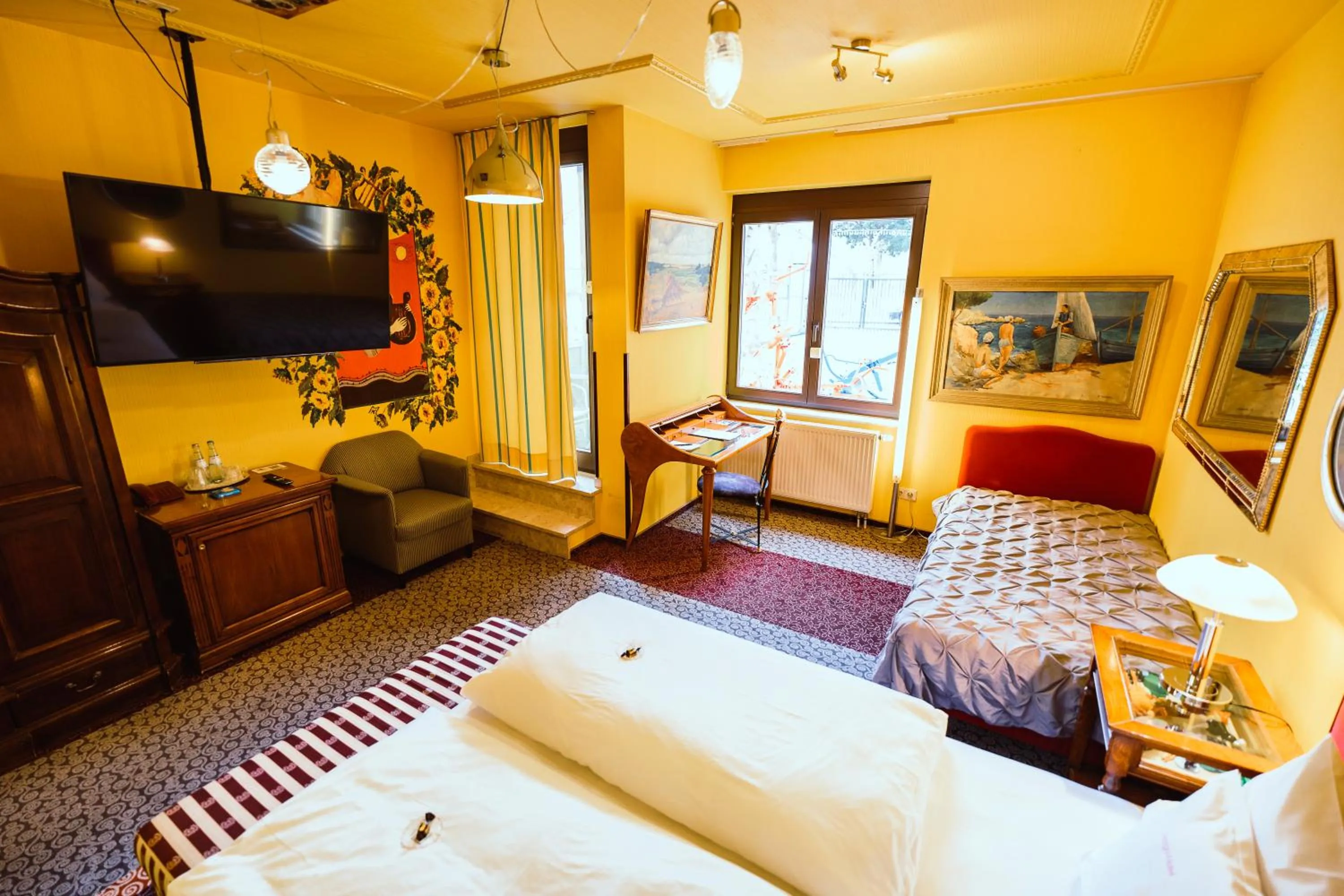 Balcony/Terrace, Bed in Design Hotel Euskirchen