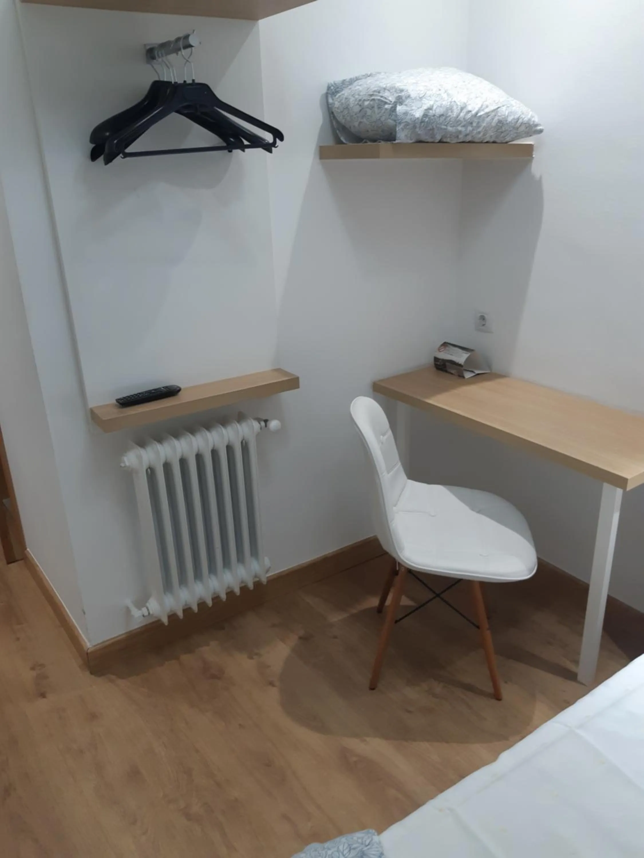 Hostal-Restaurante LUGANO