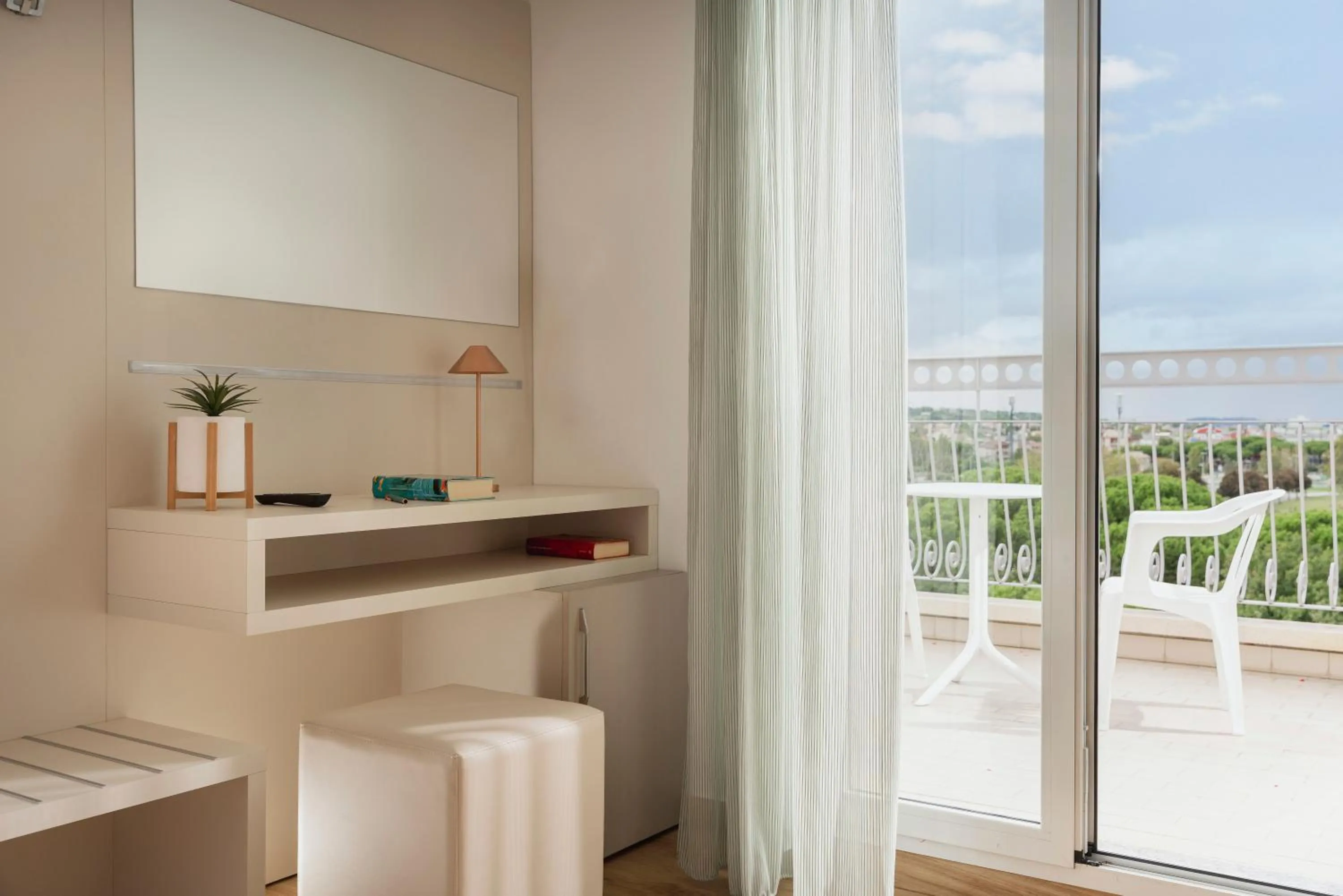 Balcony/Terrace in Hotel Caravel B&B