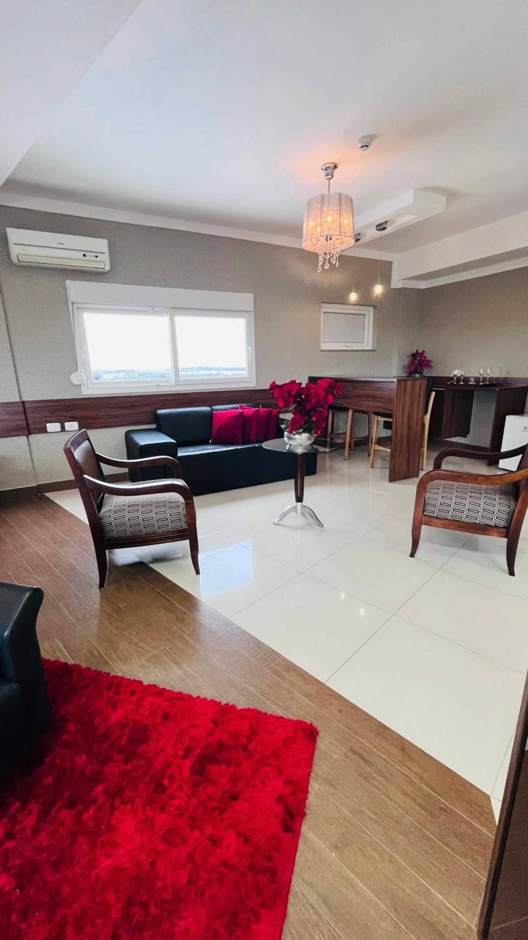 Living room in SHELTON PALACE HOTEL