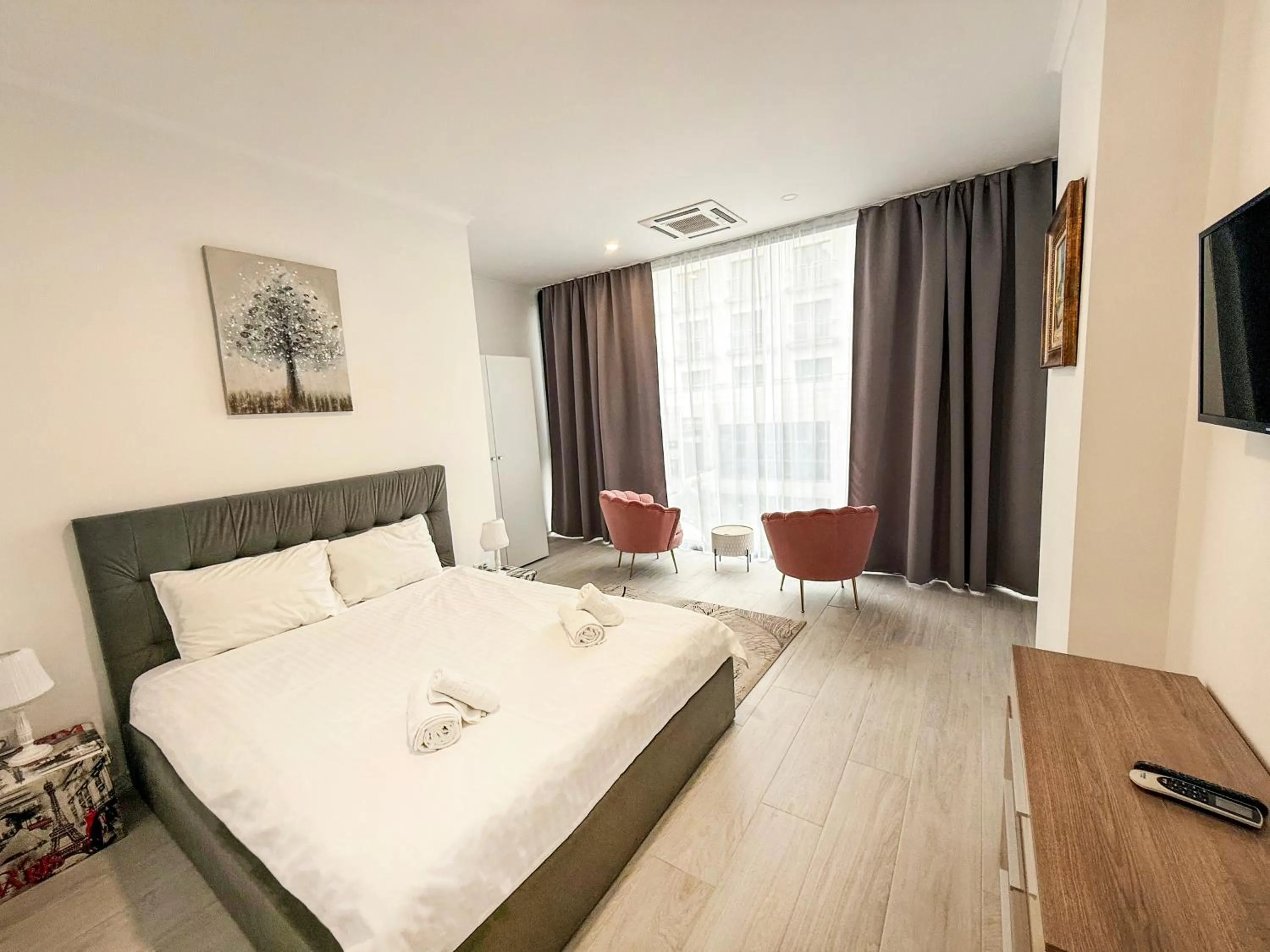 Bed in Maritimo ApartHotel